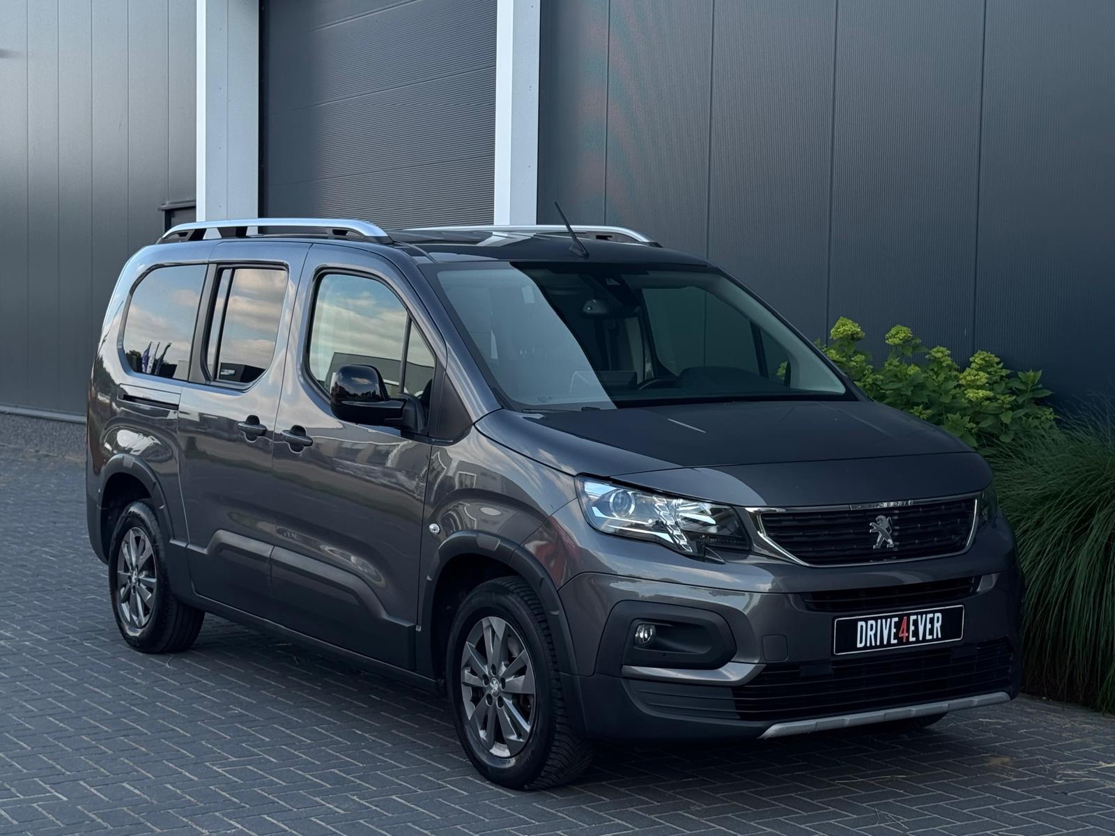Foto van Peugeot Rifter
