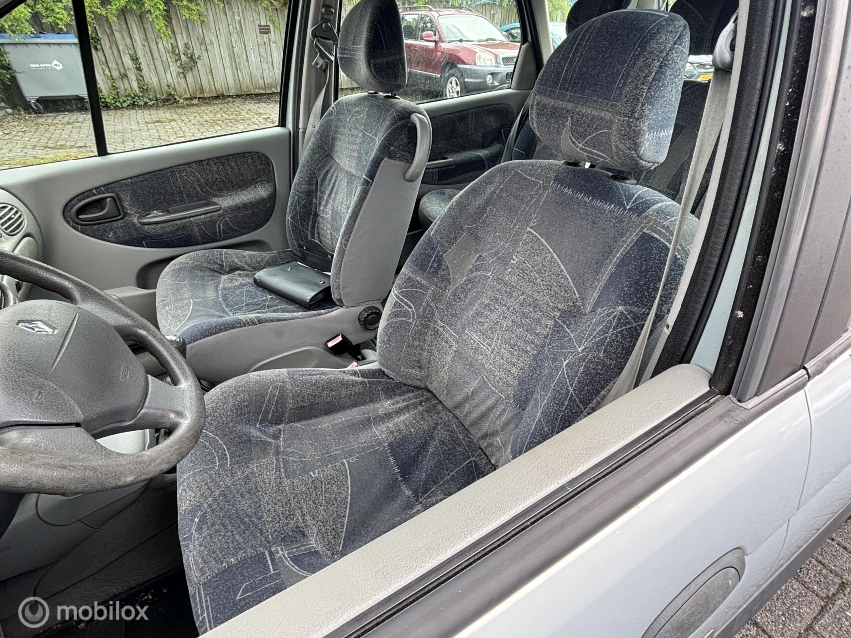 Foto van Renault Megane Scenic