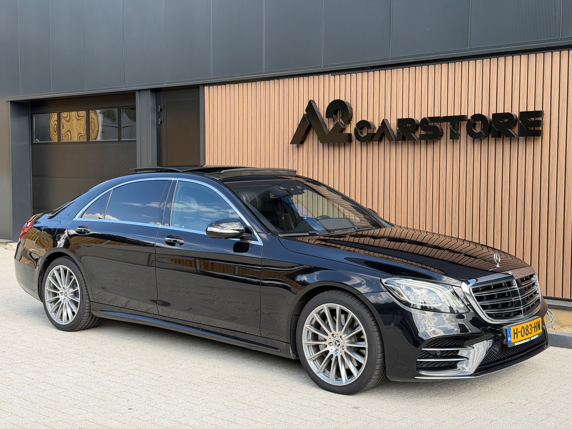 Foto van Mercedes-Benz S 400 D 4Matic