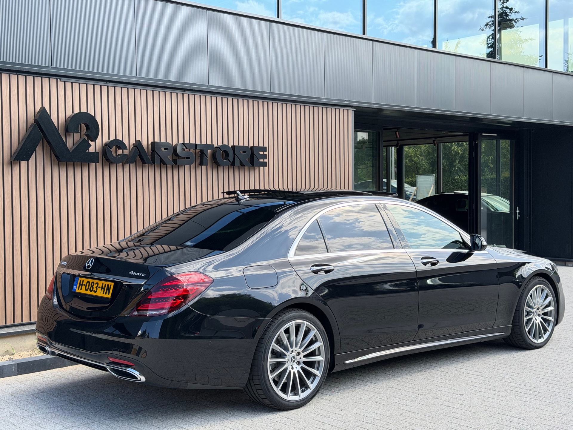 Foto van Mercedes-Benz S 400 D 4Matic