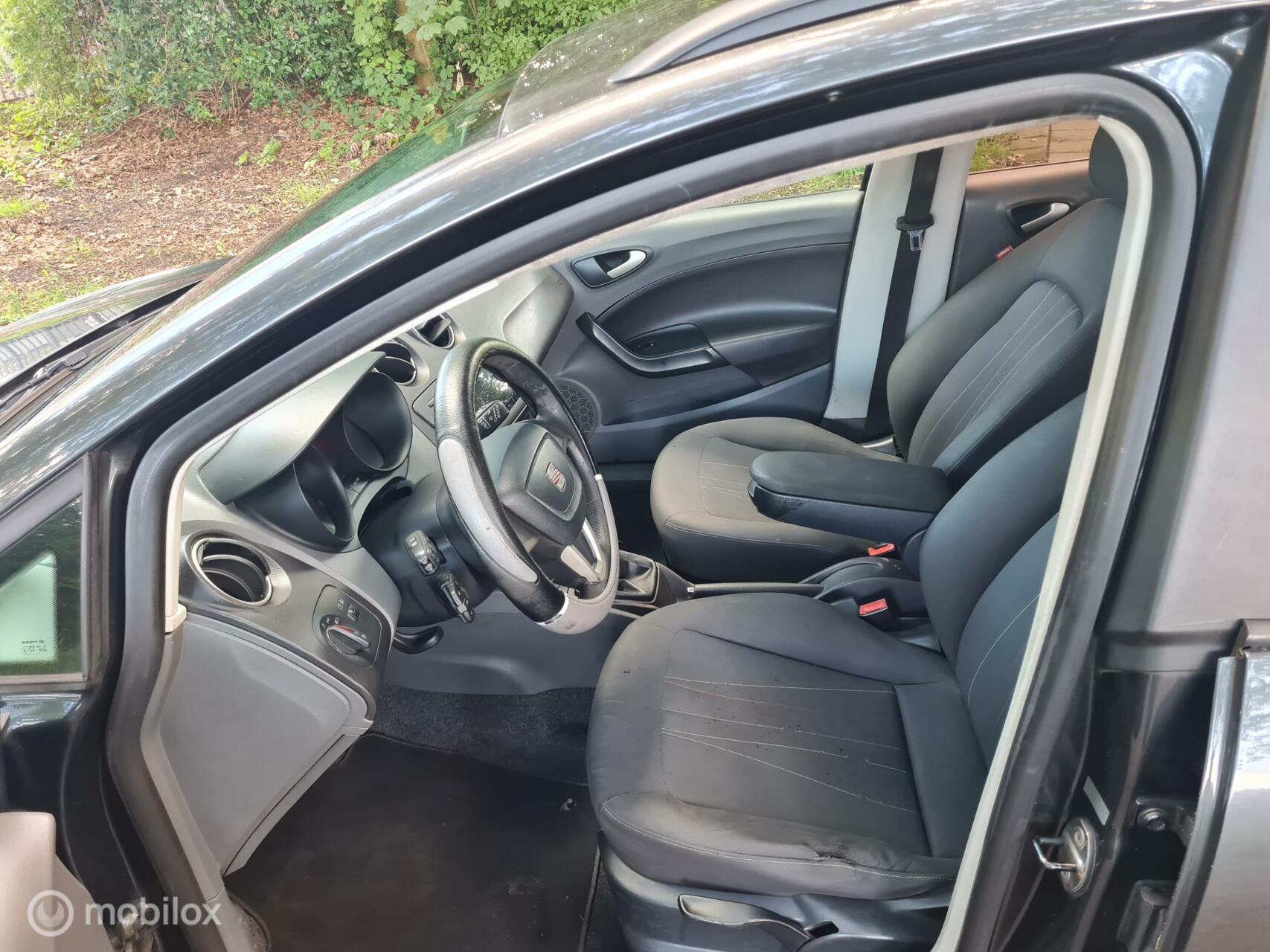 Foto van Seat Ibiza ST
