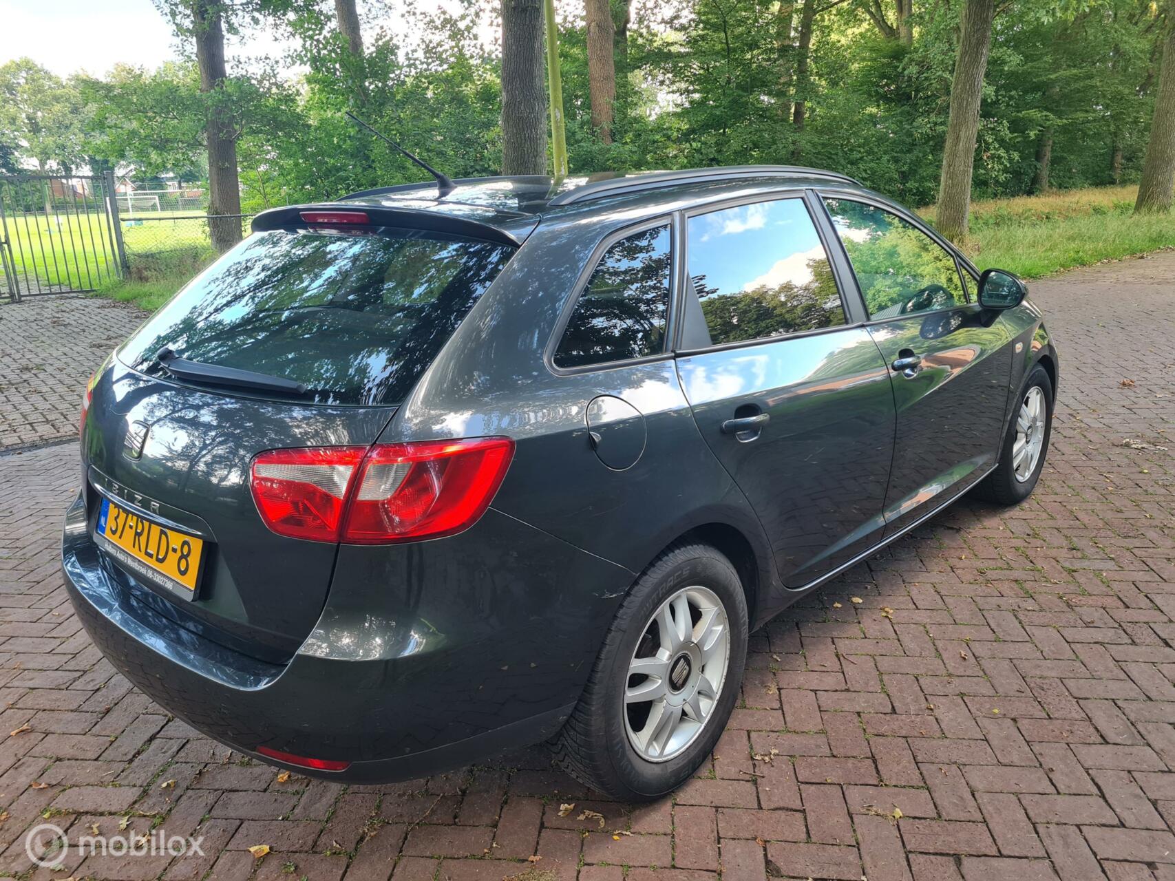 Foto van Seat Ibiza ST