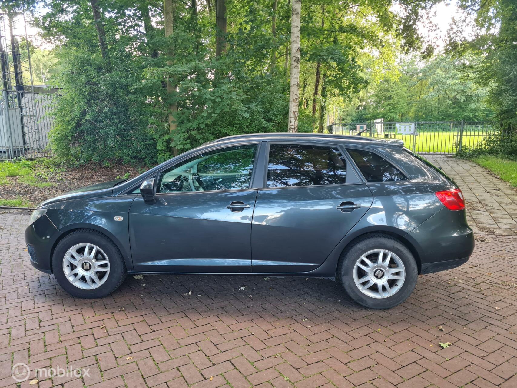 Foto van Seat Ibiza ST