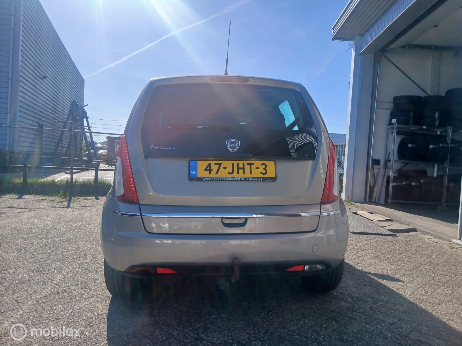 Foto van Lancia Lancia Musa