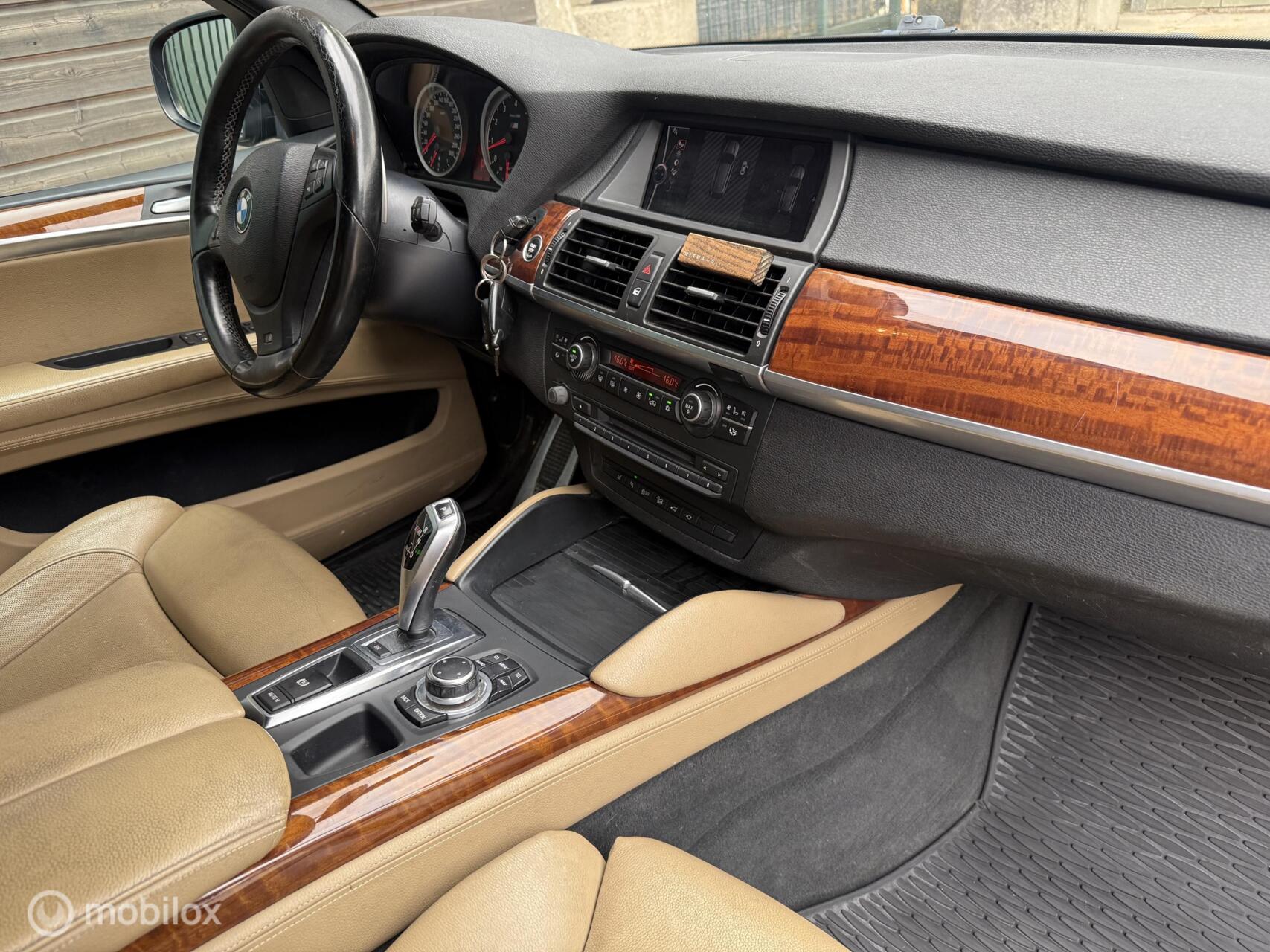 Foto van BMW X5 M
