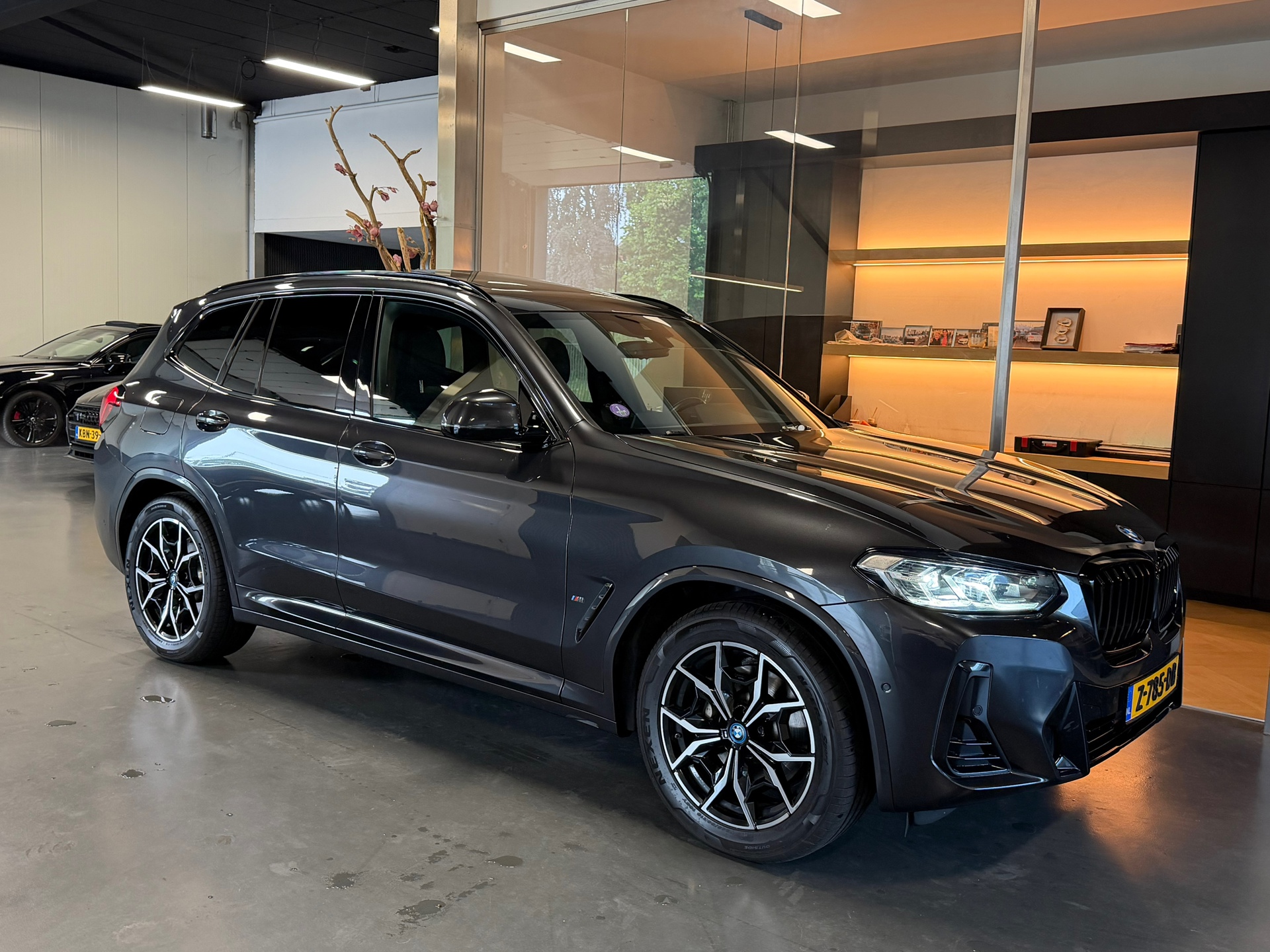 BMW X3 Xdrive30e XDrive30e M-Package Panorama Memory Camera 2023 - voorkant