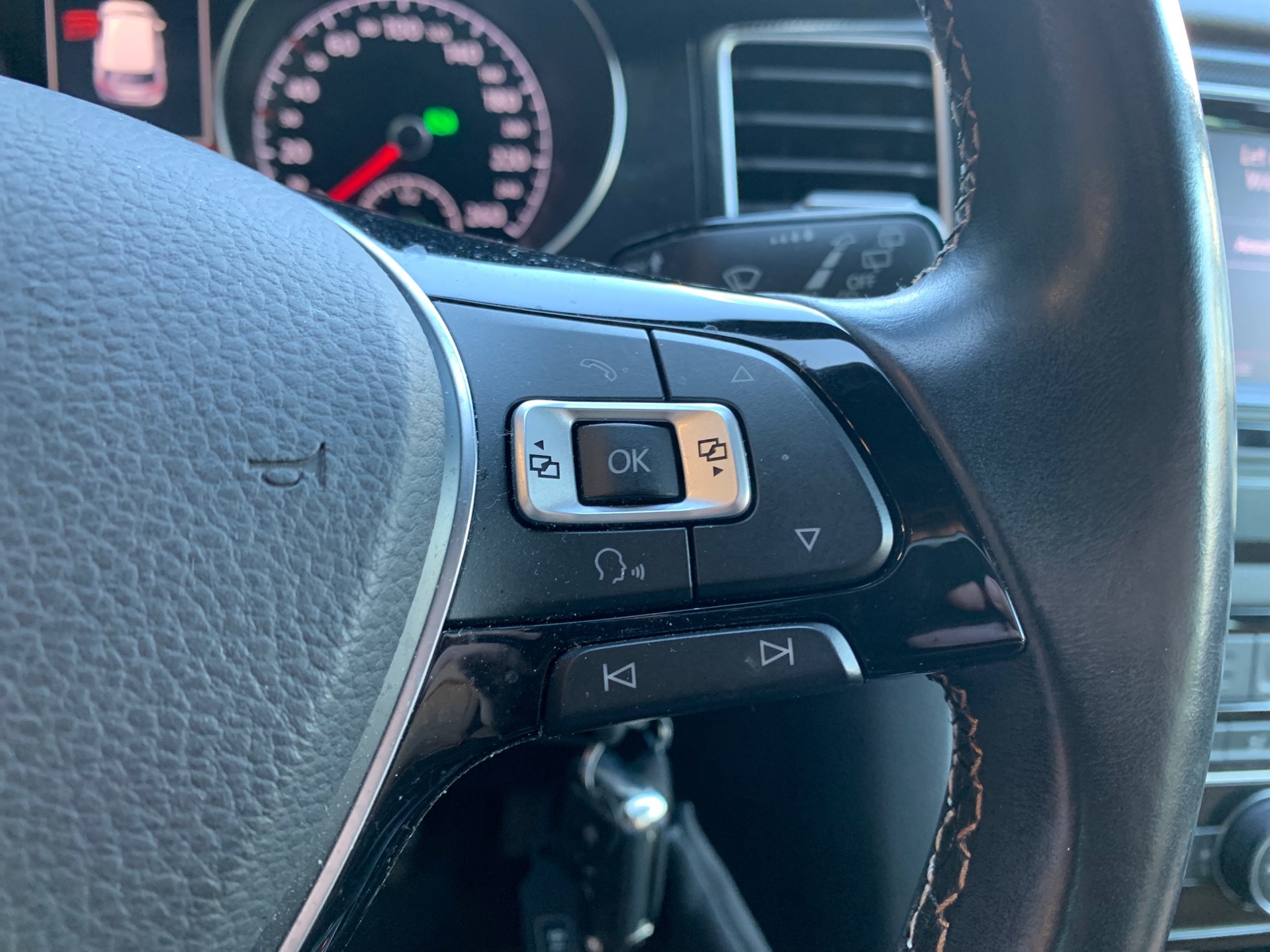 Foto van Volkswagen Golf Sportsvan