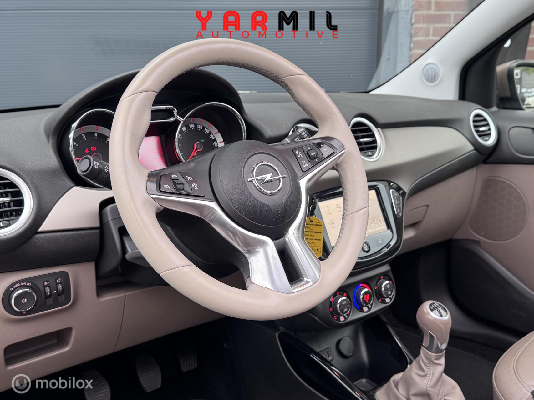 Foto van Opel Adam