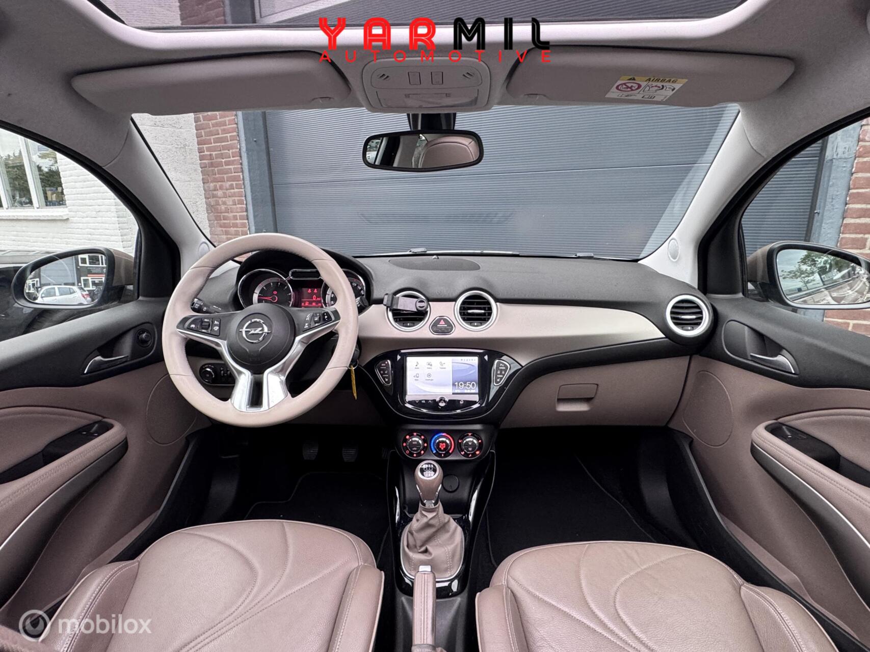 Foto van Opel Adam