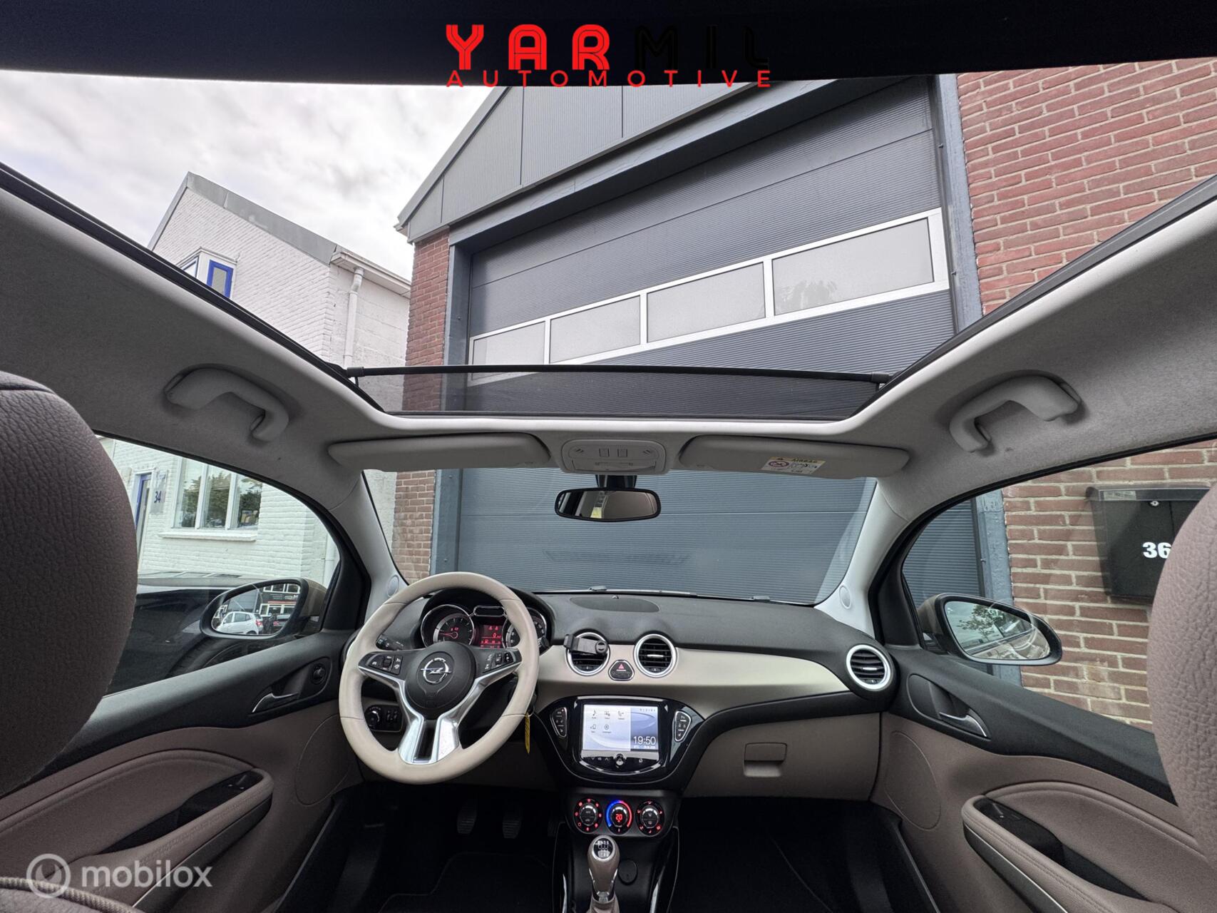 Foto van Opel Adam