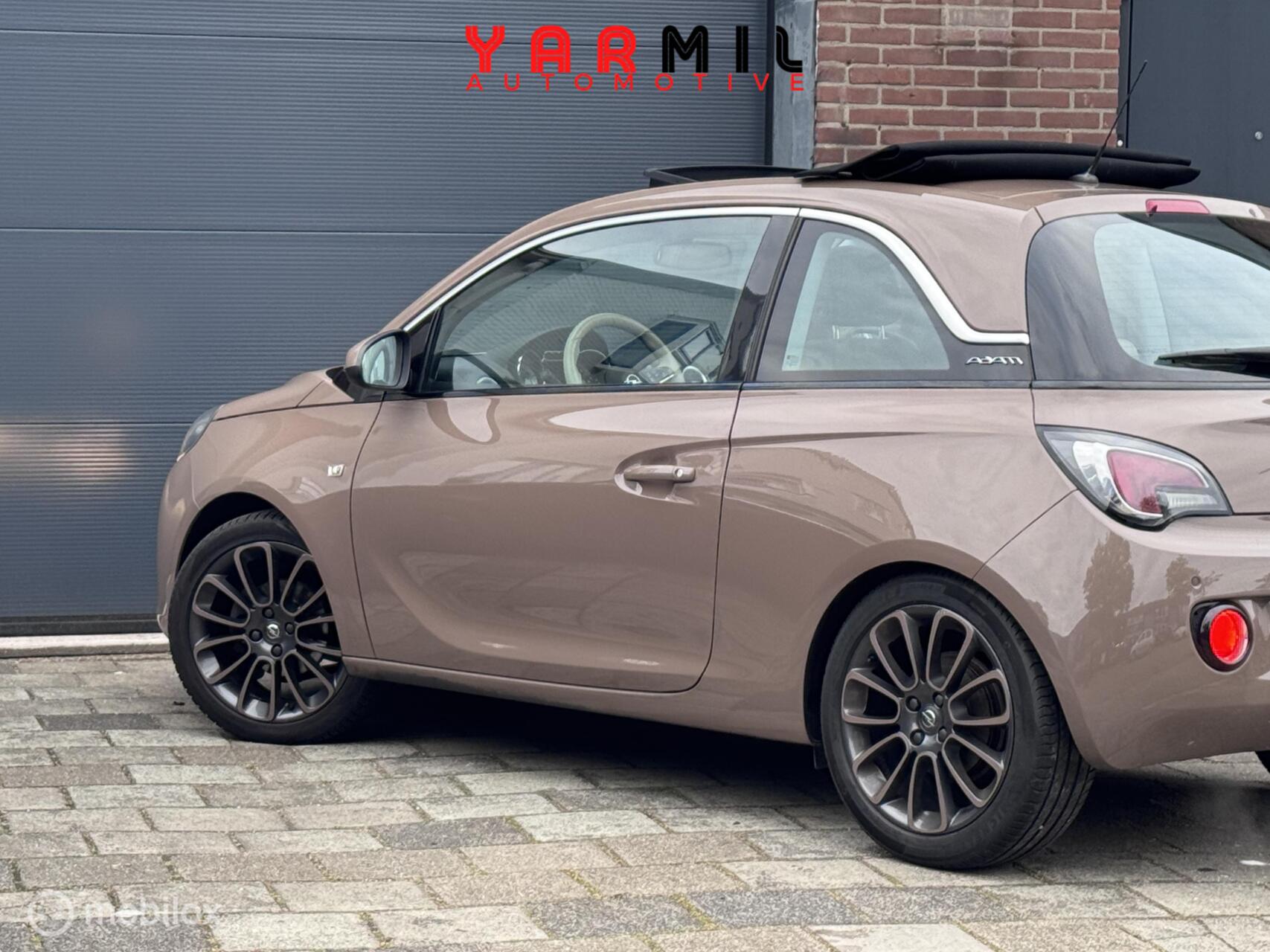 Foto van Opel Adam