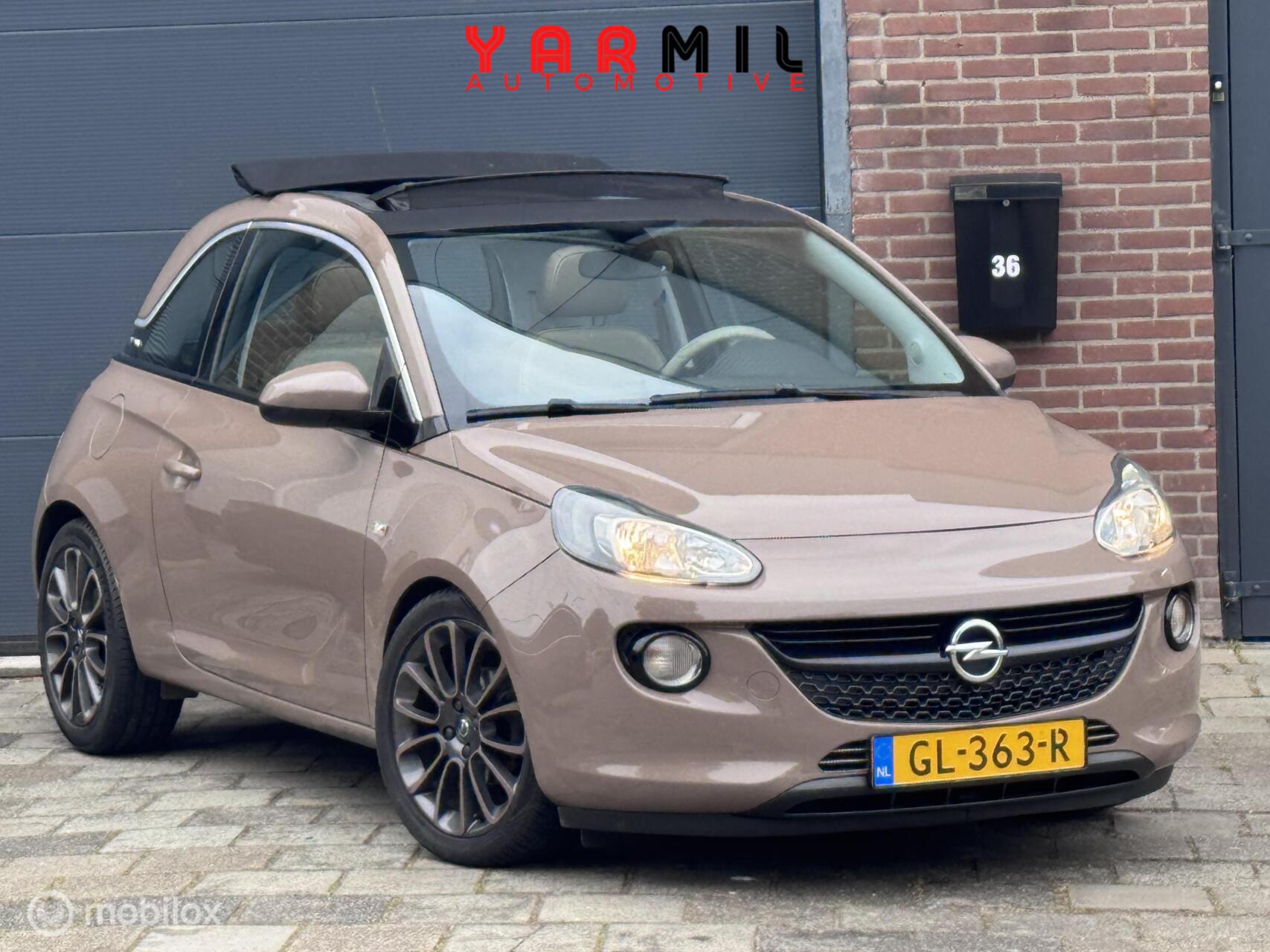 Foto van Opel Adam