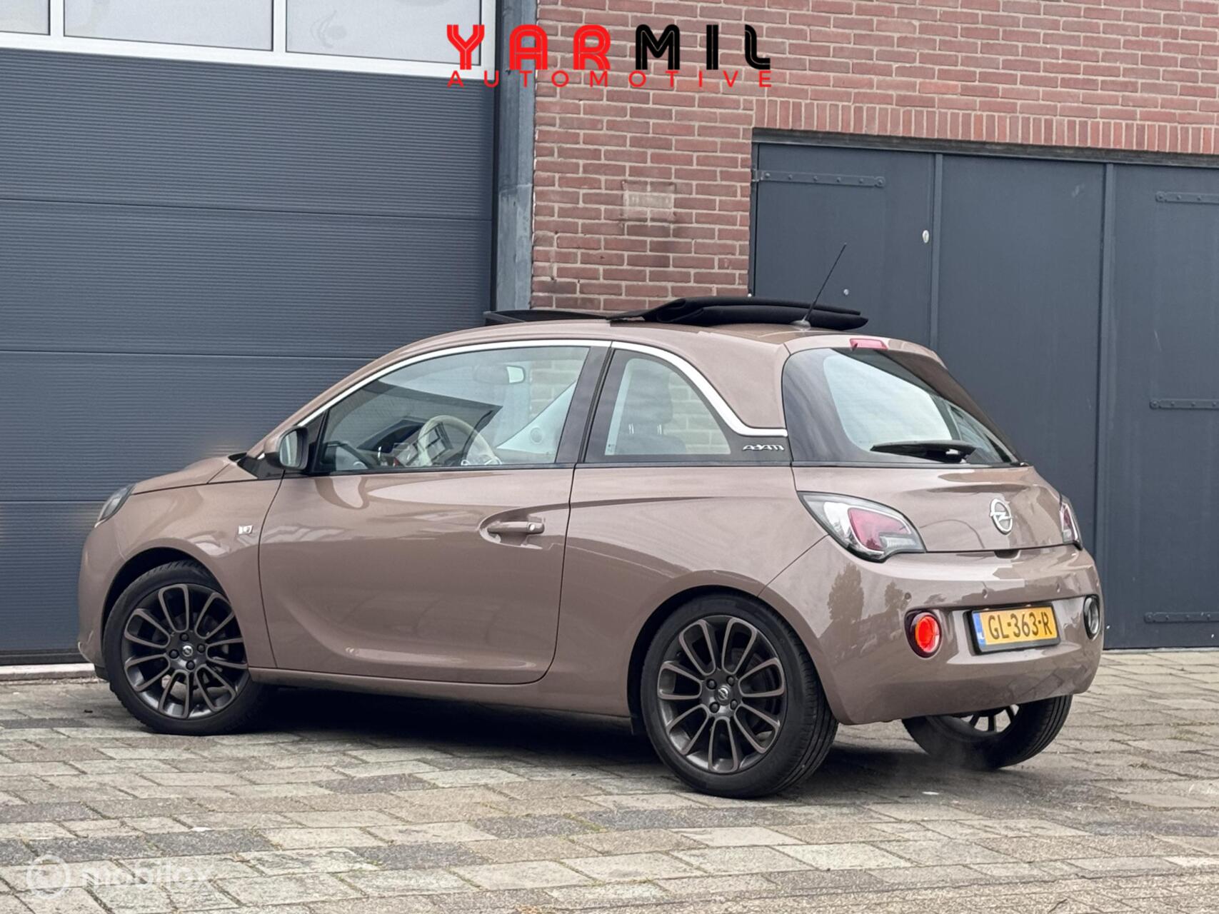 Foto van Opel Adam