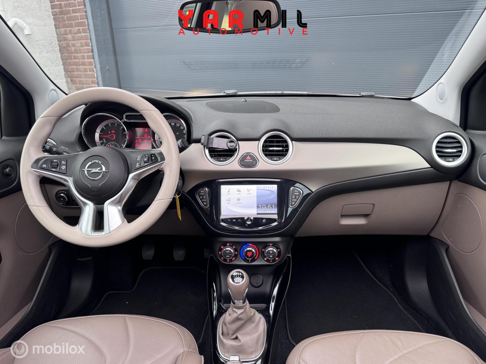 Foto van Opel Adam