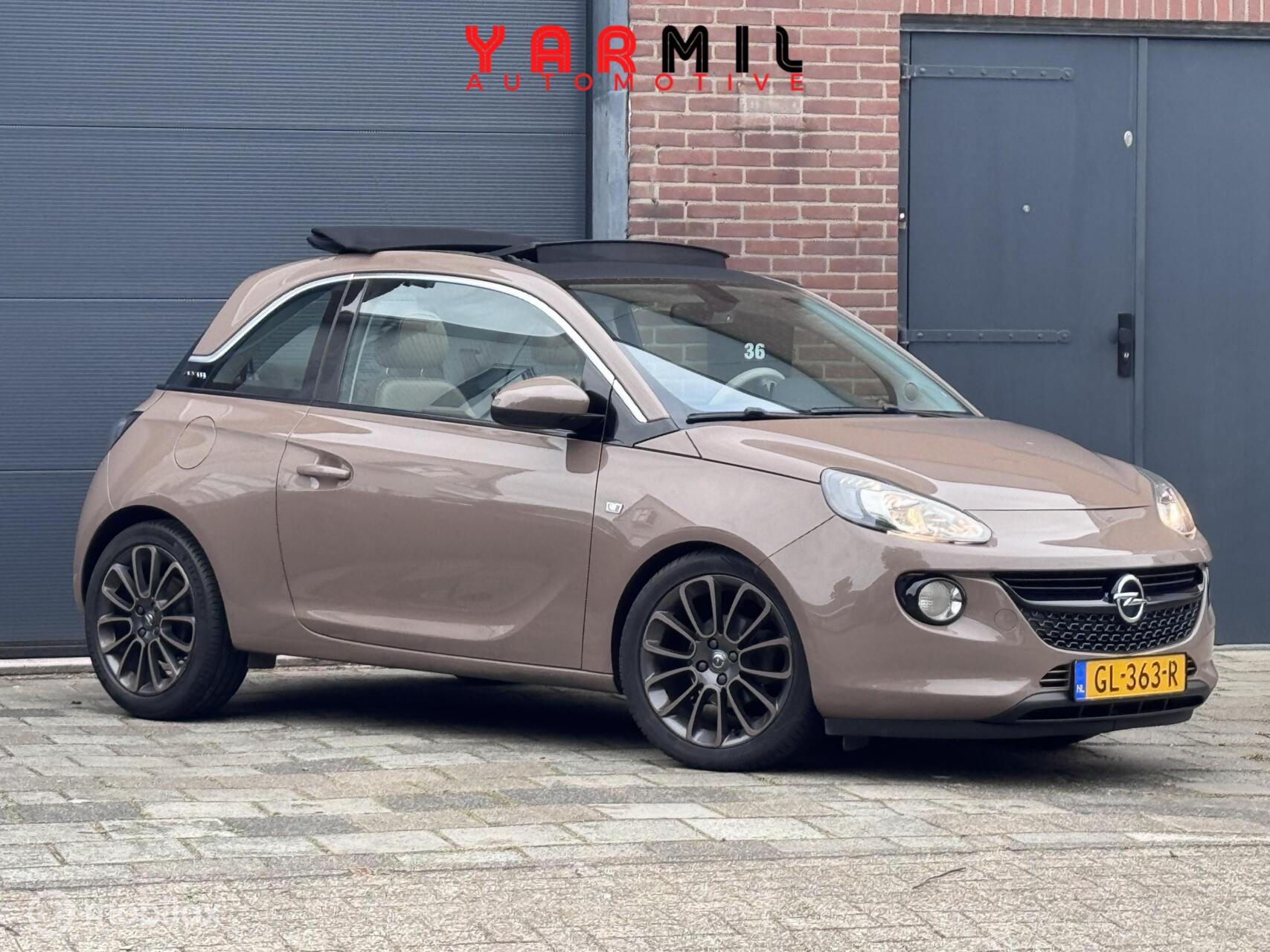 Foto van Opel Adam