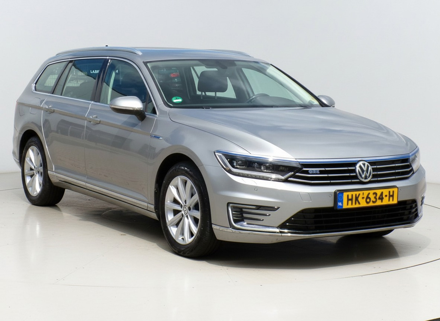 Volkswagen Passat 1.4 TSI GTE Highline|ACC|Trekh|PDC 2015 - voorkant