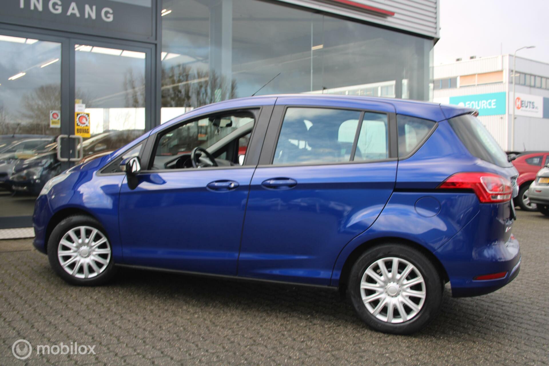 Foto van Ford B-max