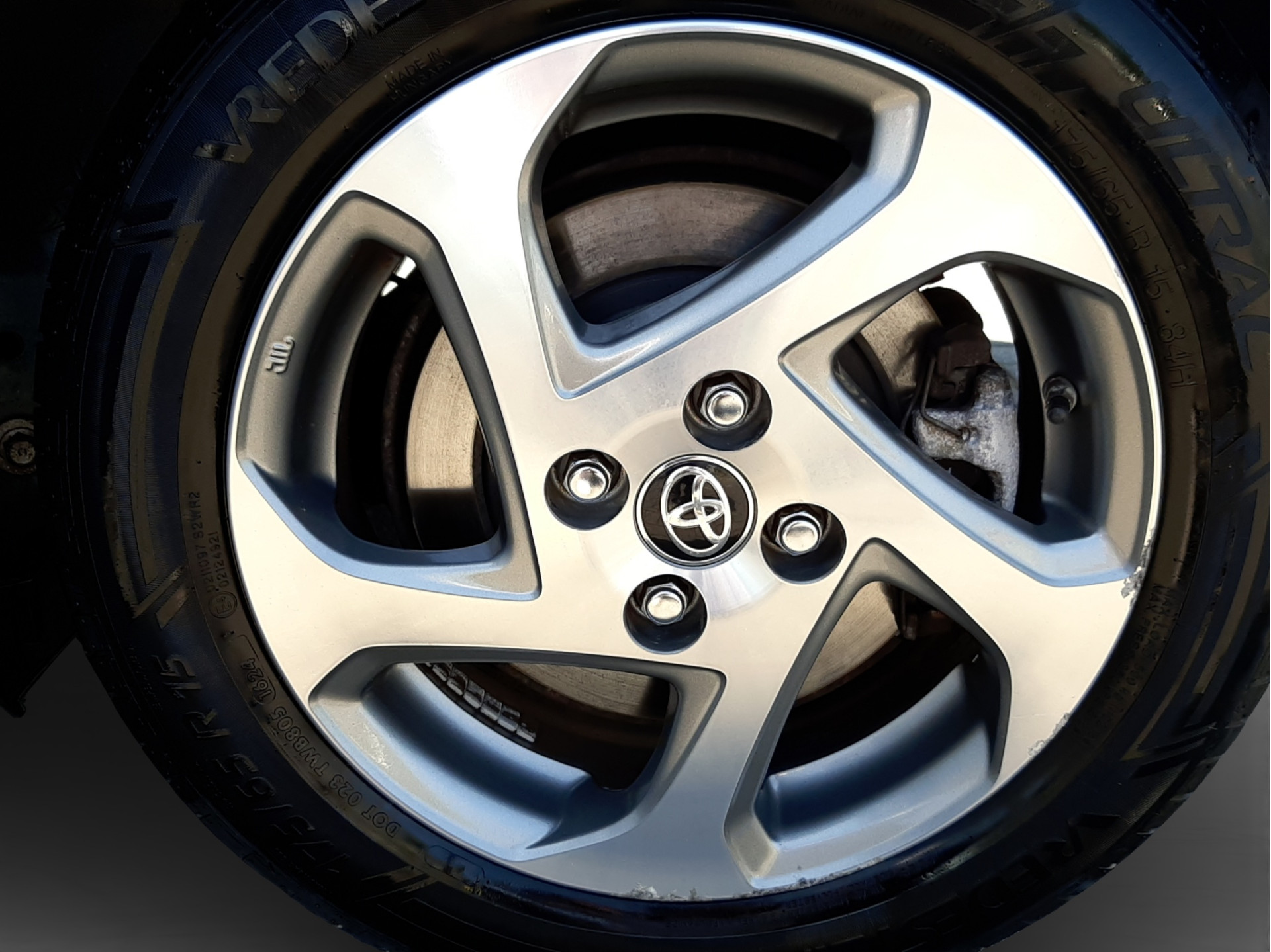 Foto van Toyota Toyota Yaris Hybrid