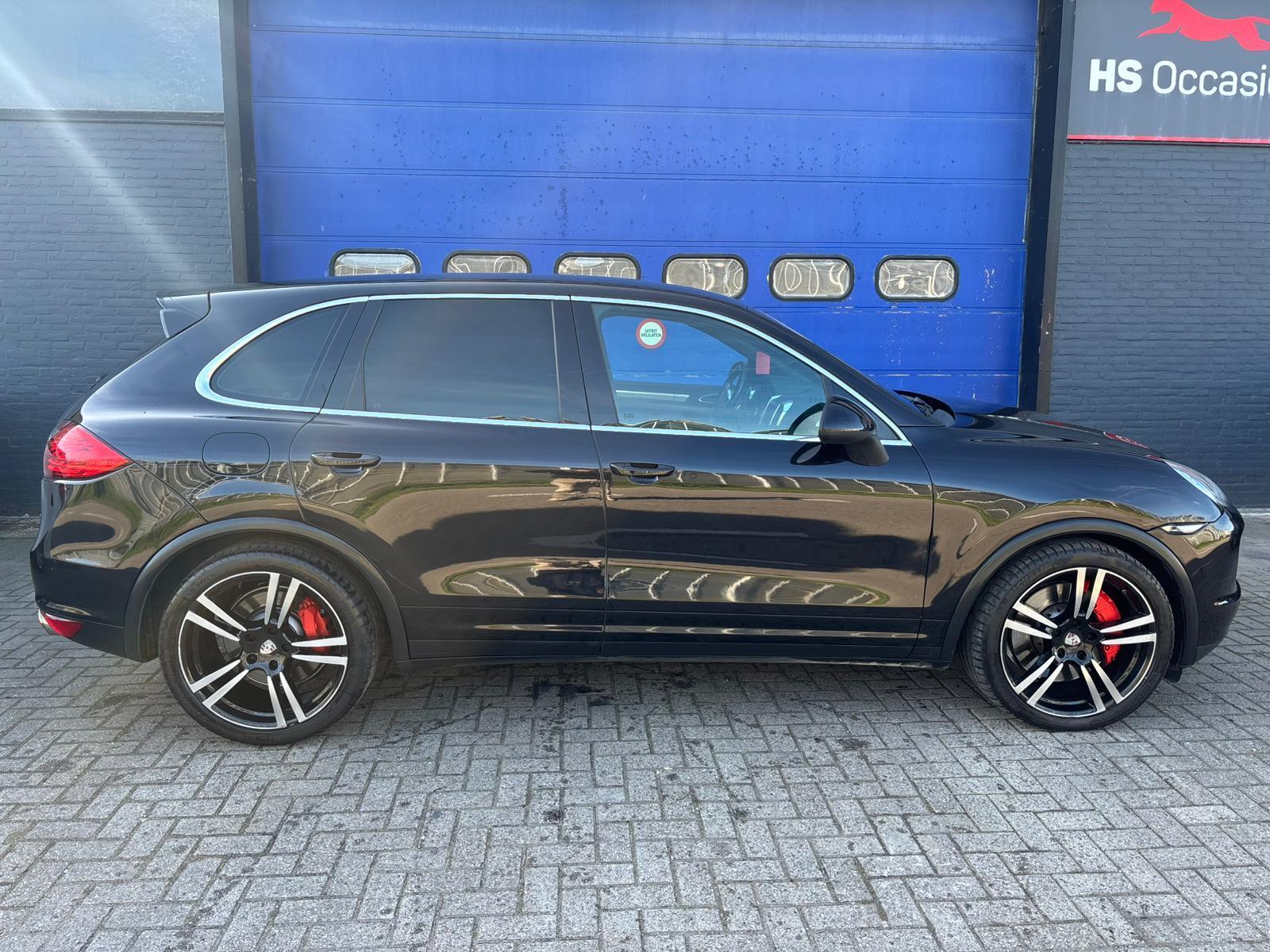 Foto van Porsche Cayenne Turbo