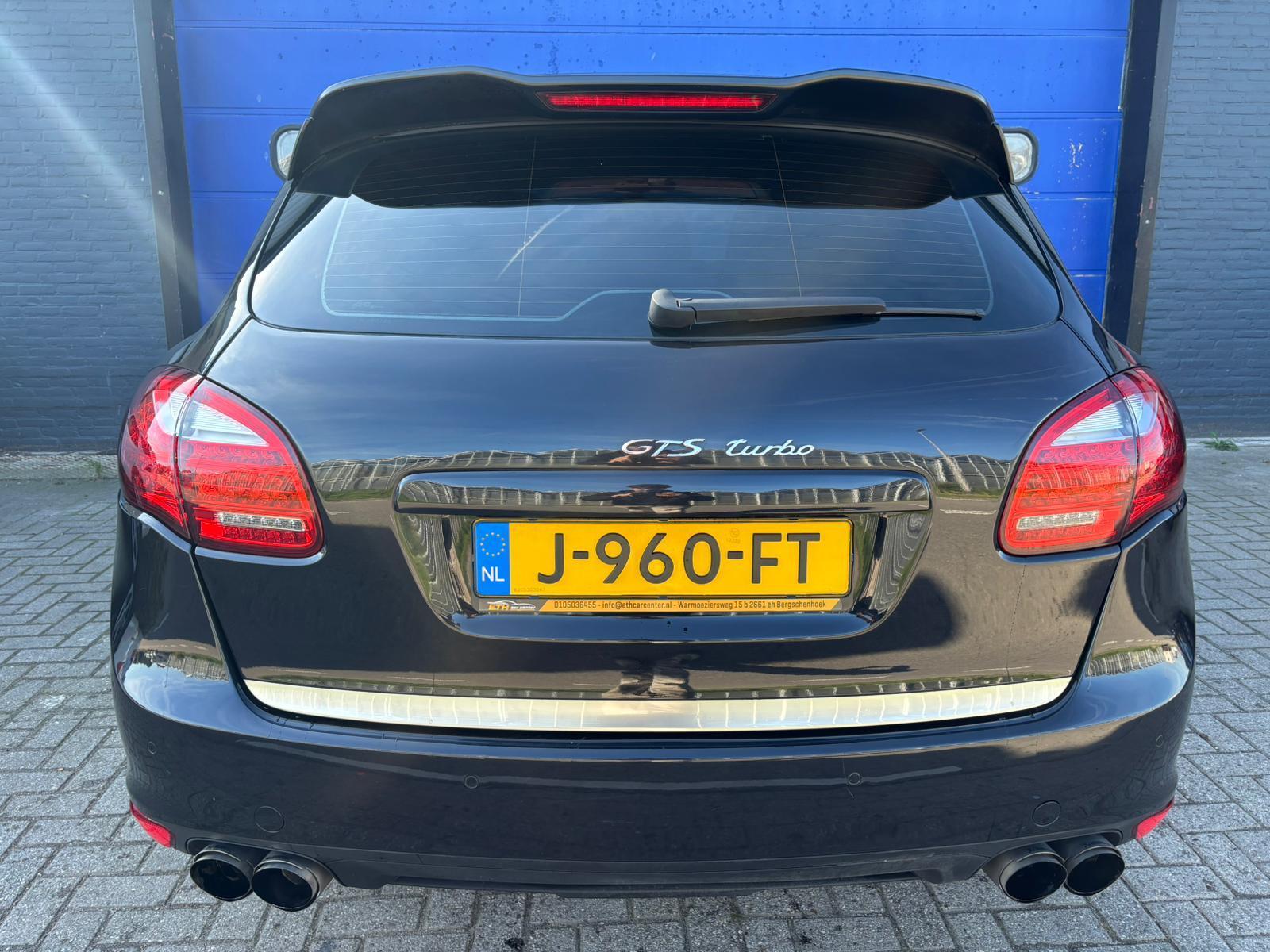 Foto van Porsche Cayenne Turbo