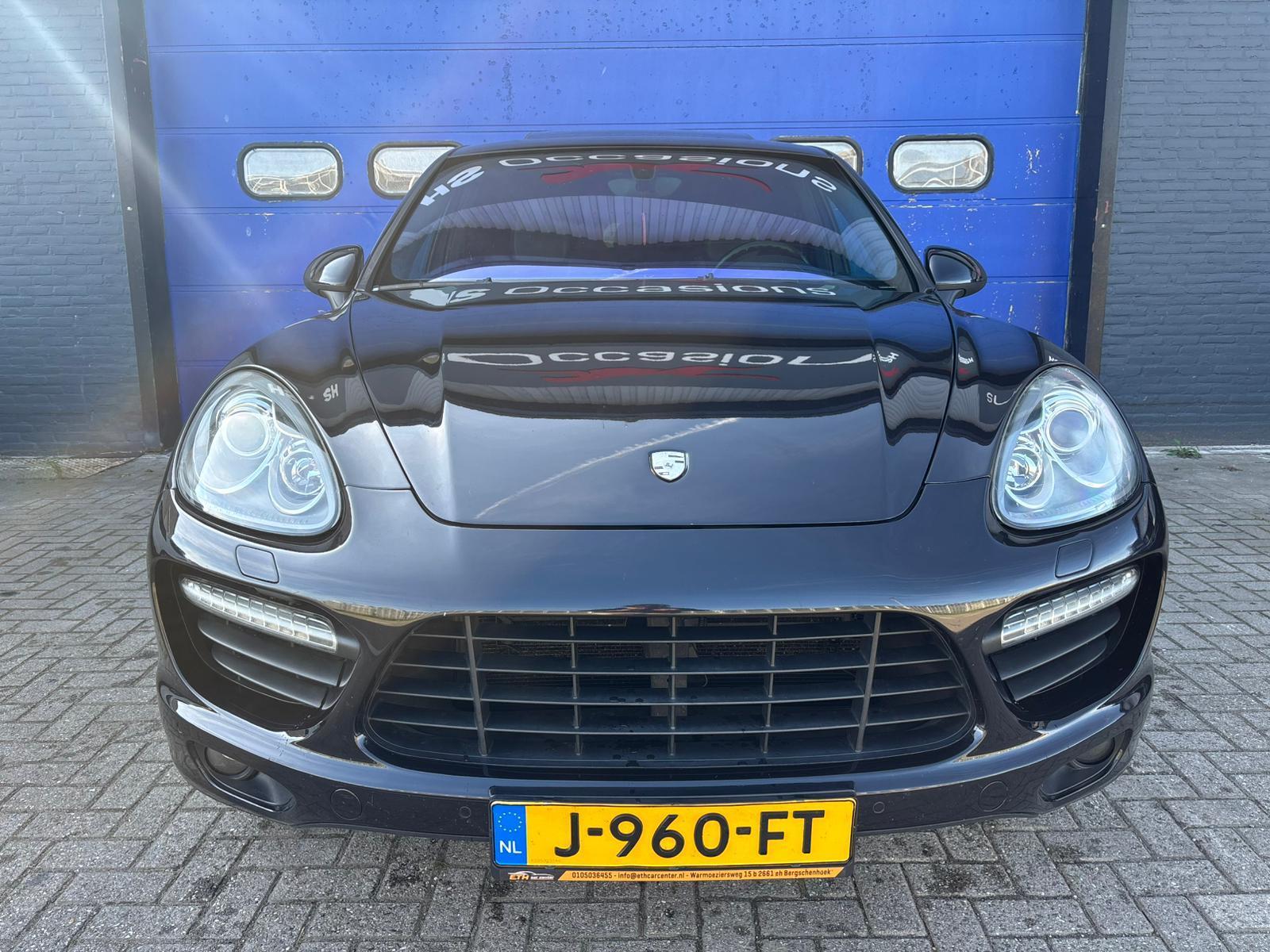 Foto van Porsche Cayenne Turbo