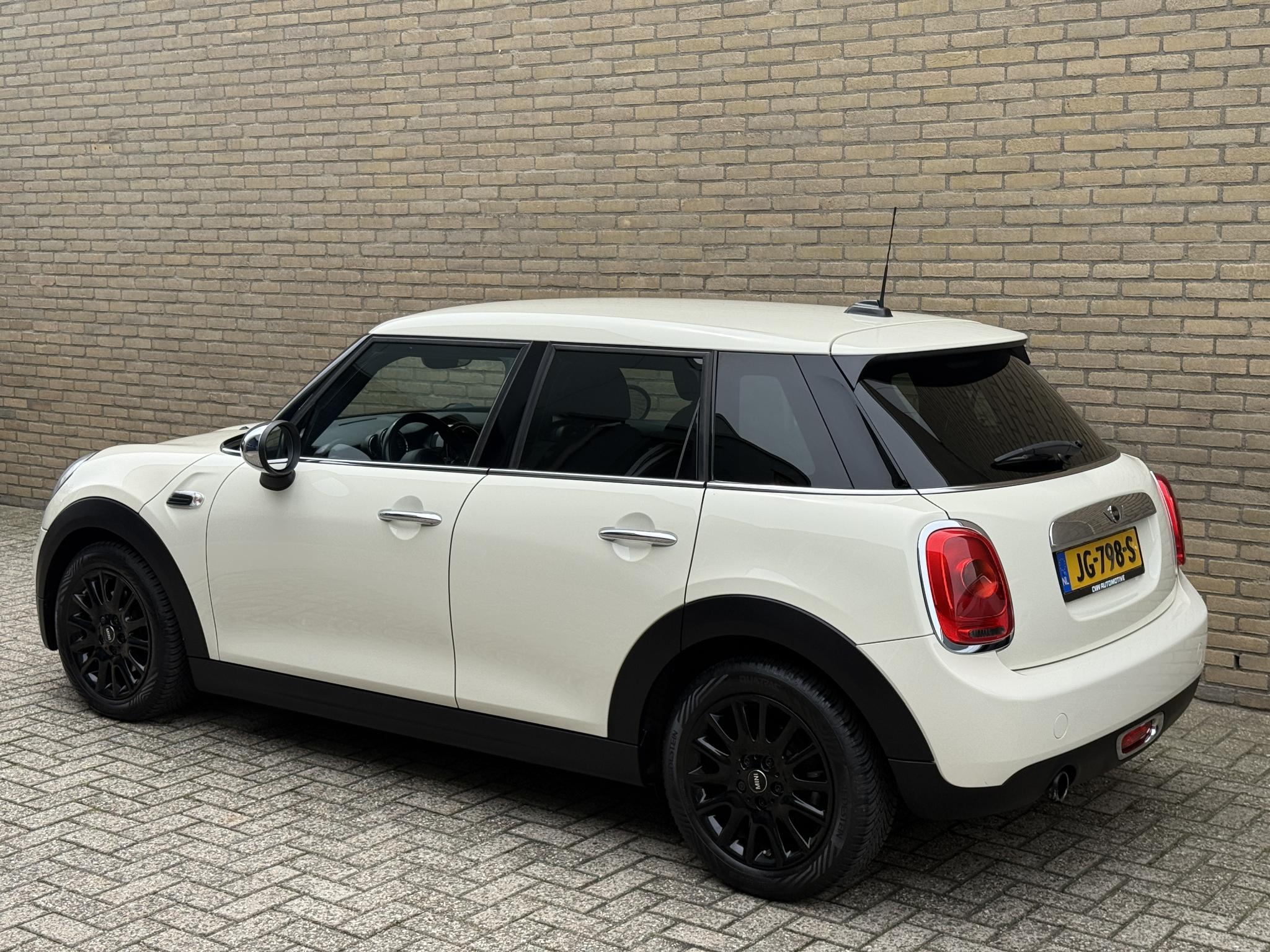 Foto van Mini One