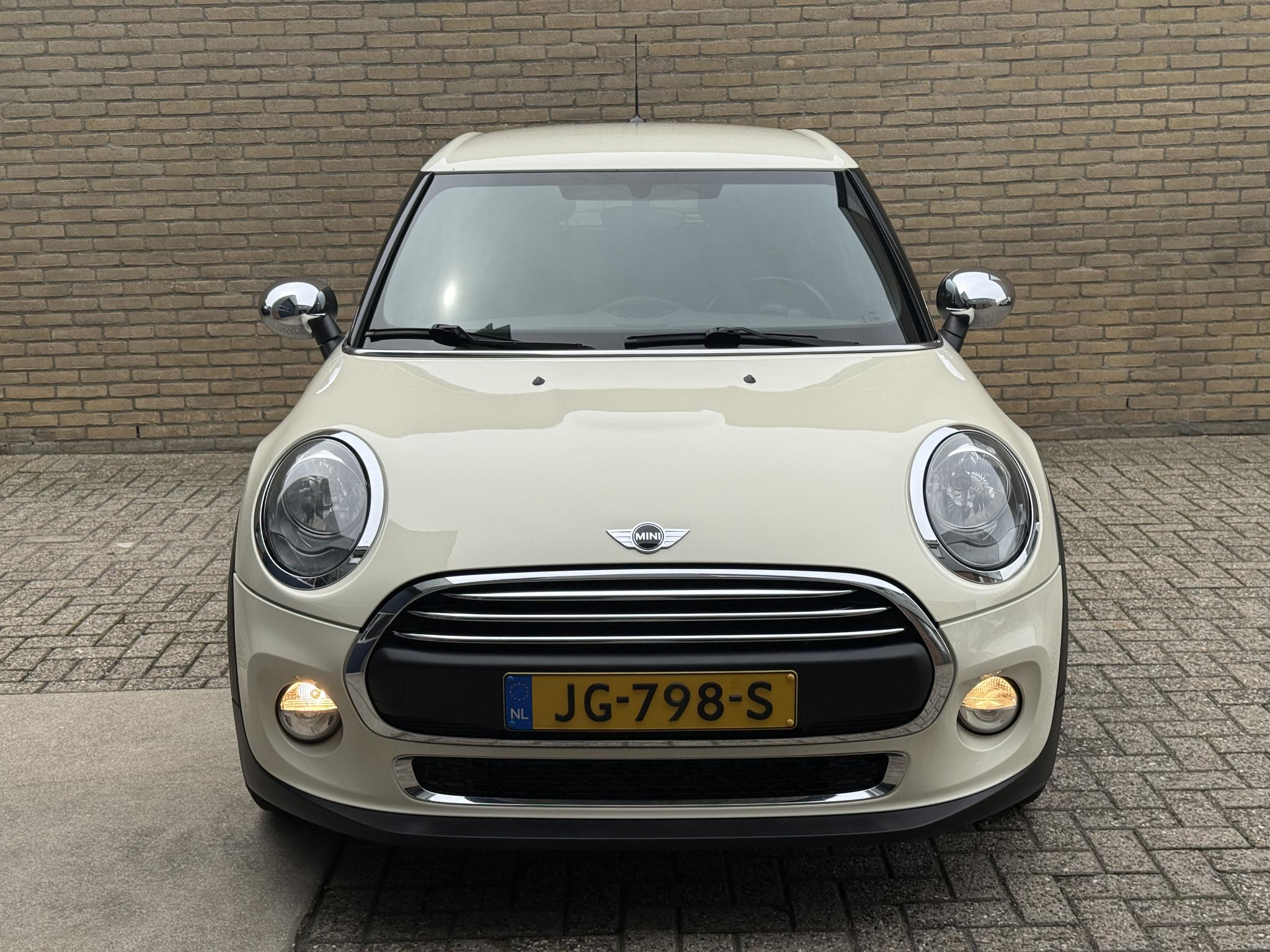 Foto van Mini One