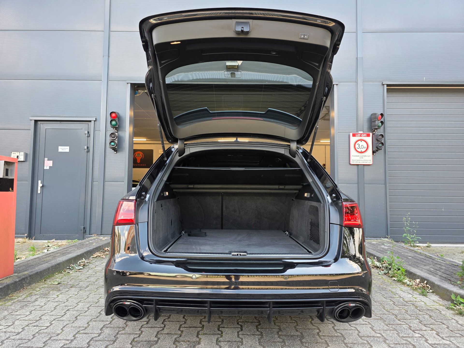 Foto van Audi RS 6 Avant Performance