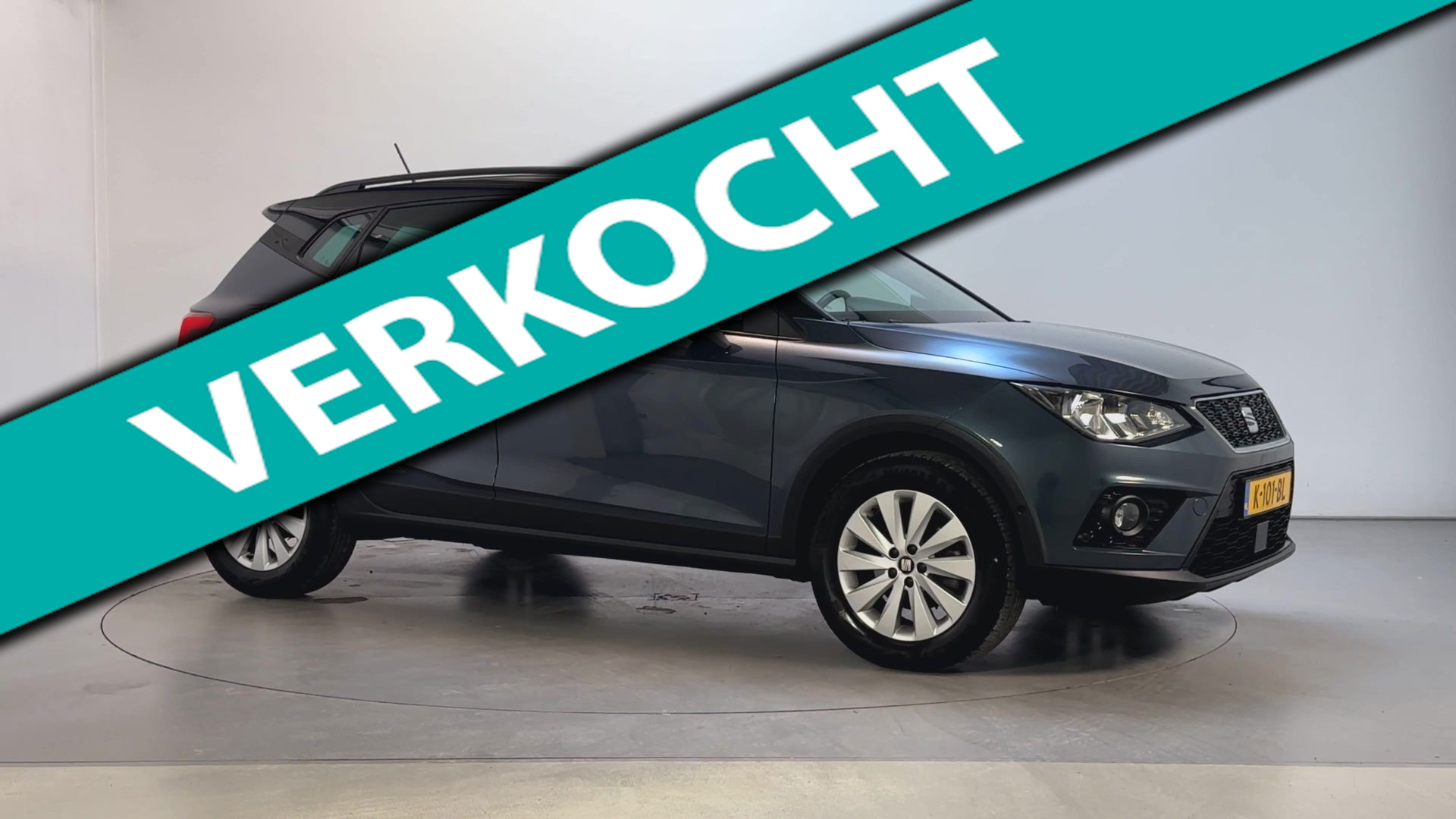 Seat Arona 1.0 TSI 110pk DSG Style Business Intense Camera Navigatie App-Connect DAB+ 2020 - voorkant