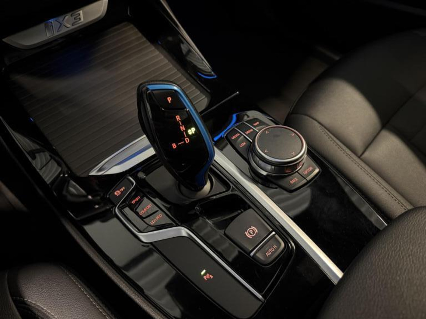 Foto van BMW Ix3
