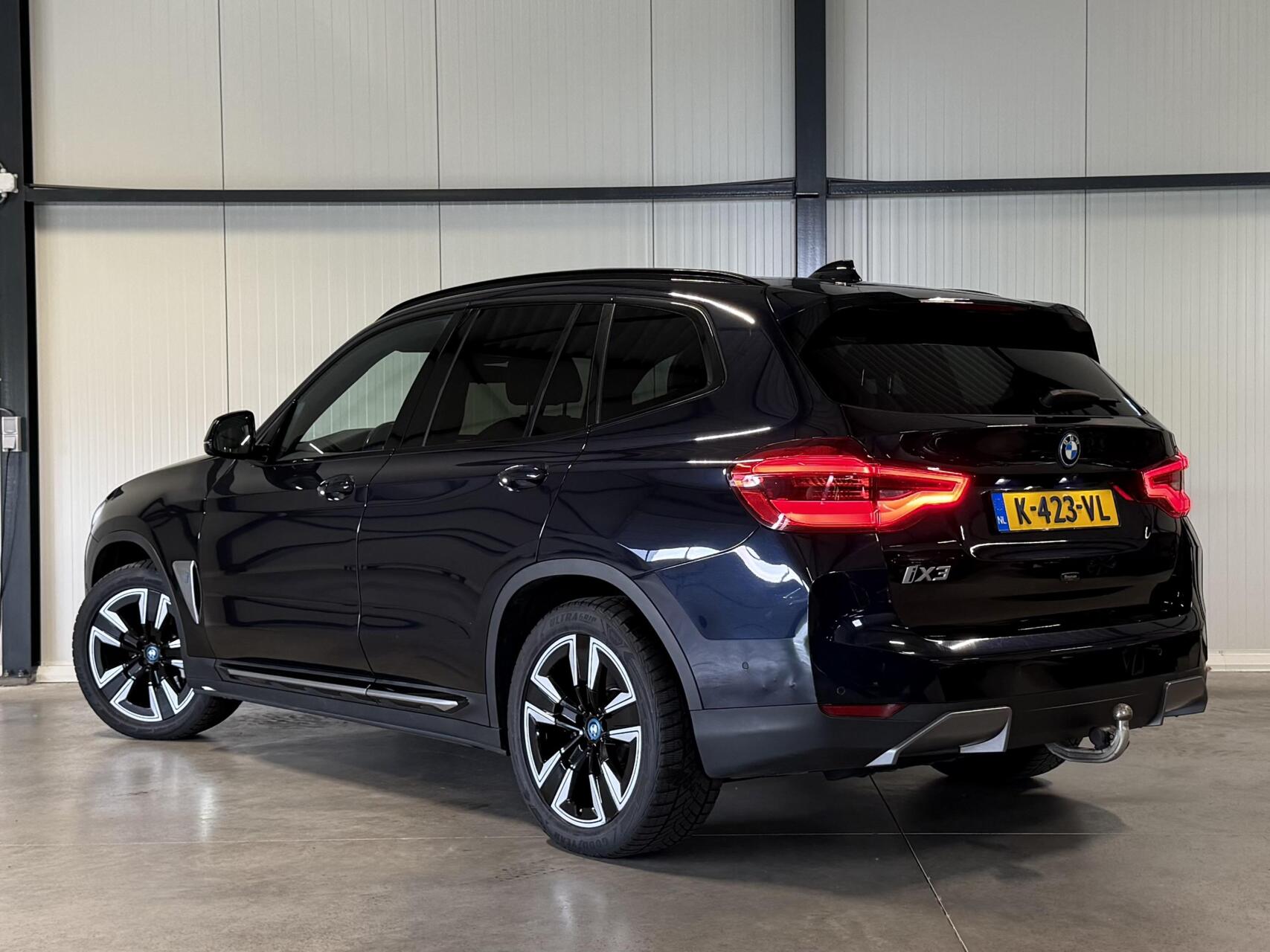 Foto van BMW Ix3