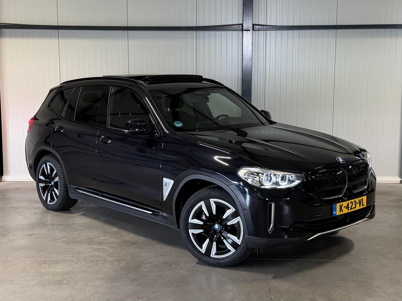 Foto van BMW Ix3