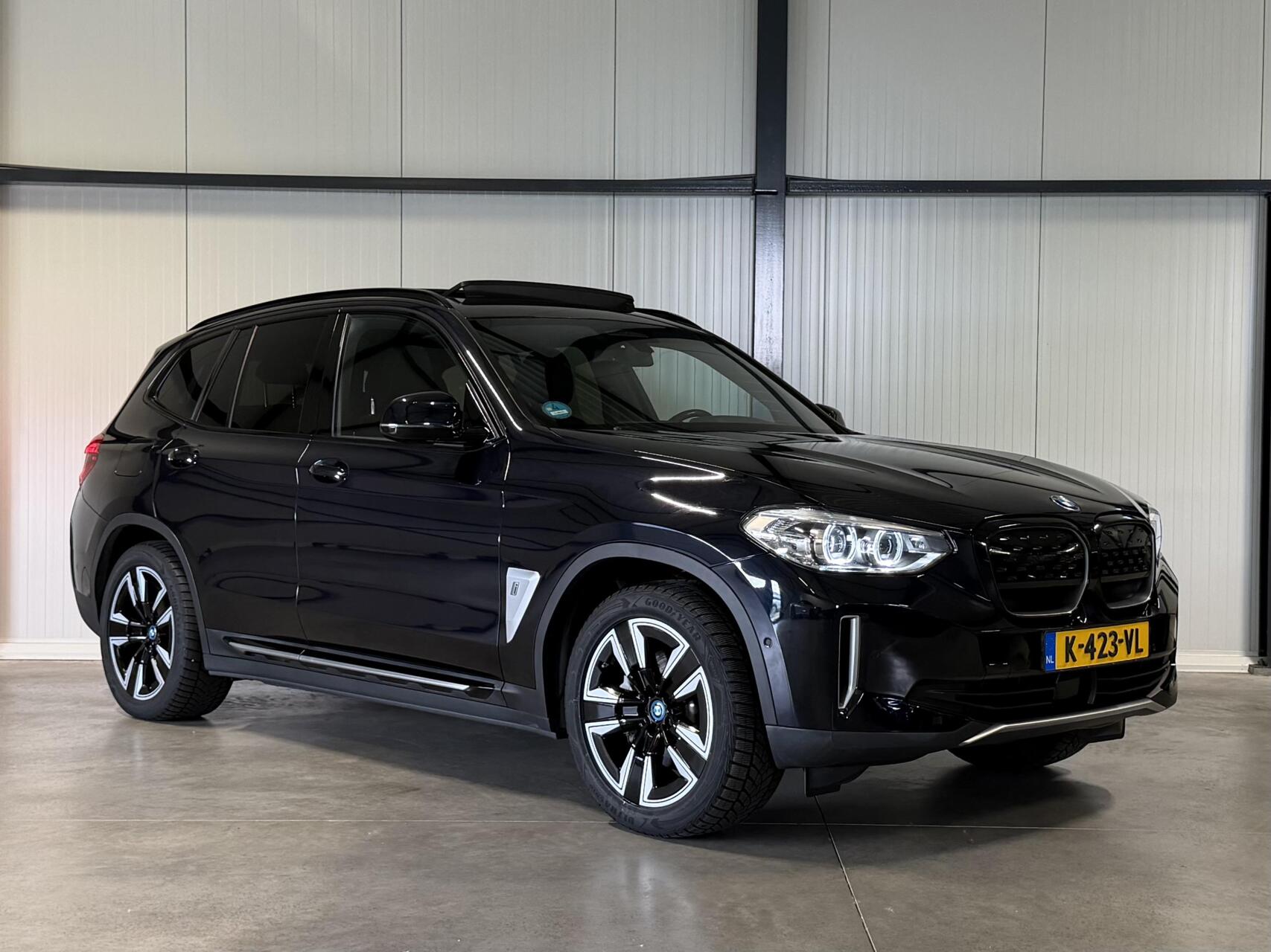 Foto van BMW Ix3