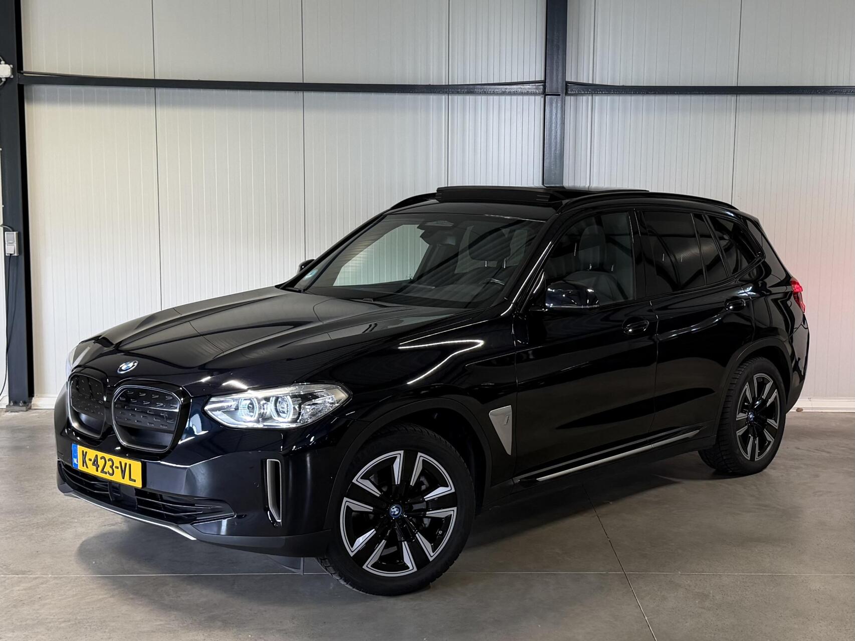 Foto van BMW Ix3