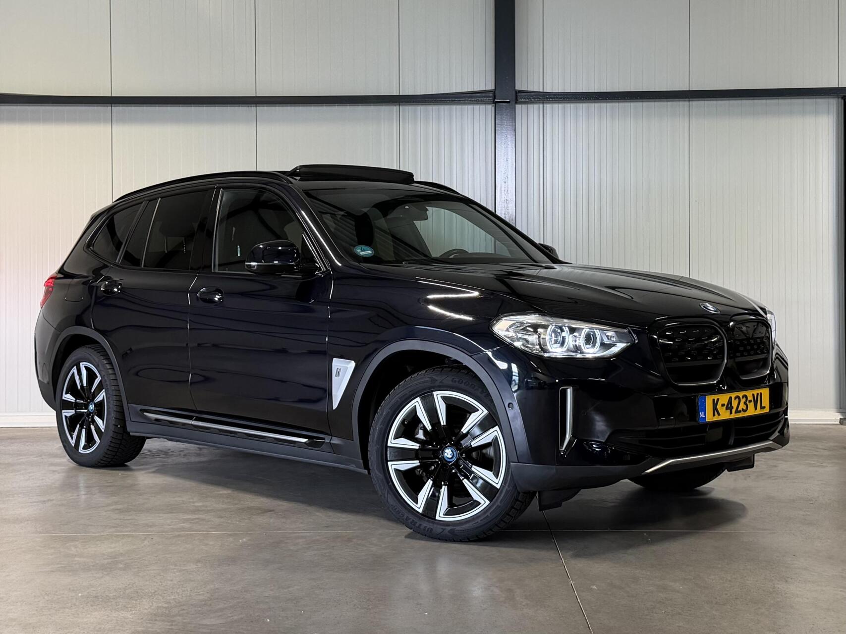 Foto van BMW Ix3