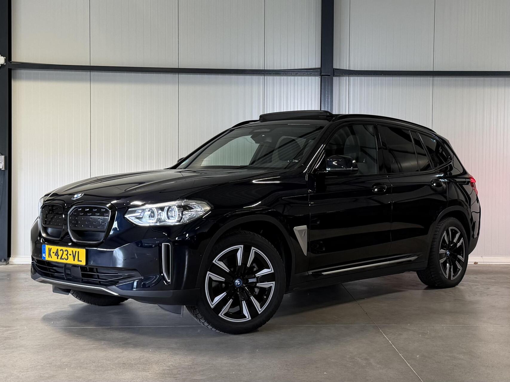 BMW Ix3 Executive 80 kWh Pano Trekhaak Leer Memory Camera 2021 - voorkant