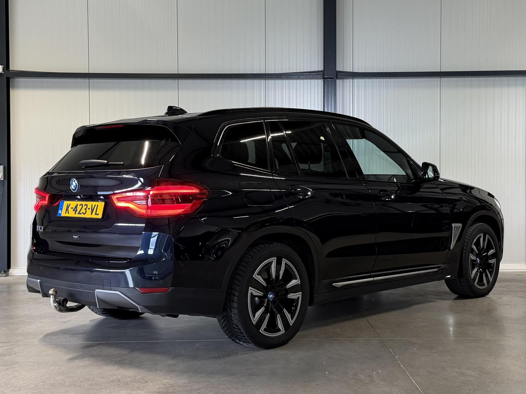 Foto van BMW Ix3