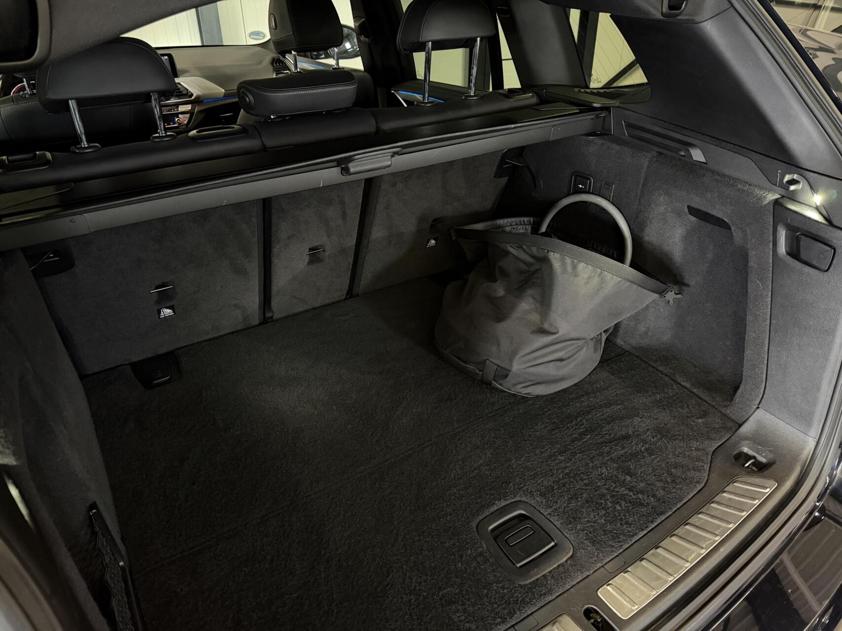 Foto van BMW Ix3