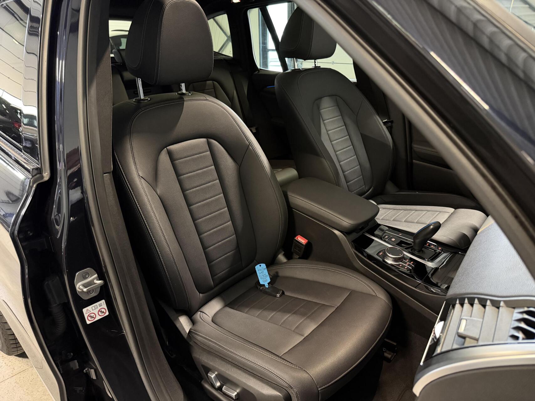 Foto van BMW Ix3