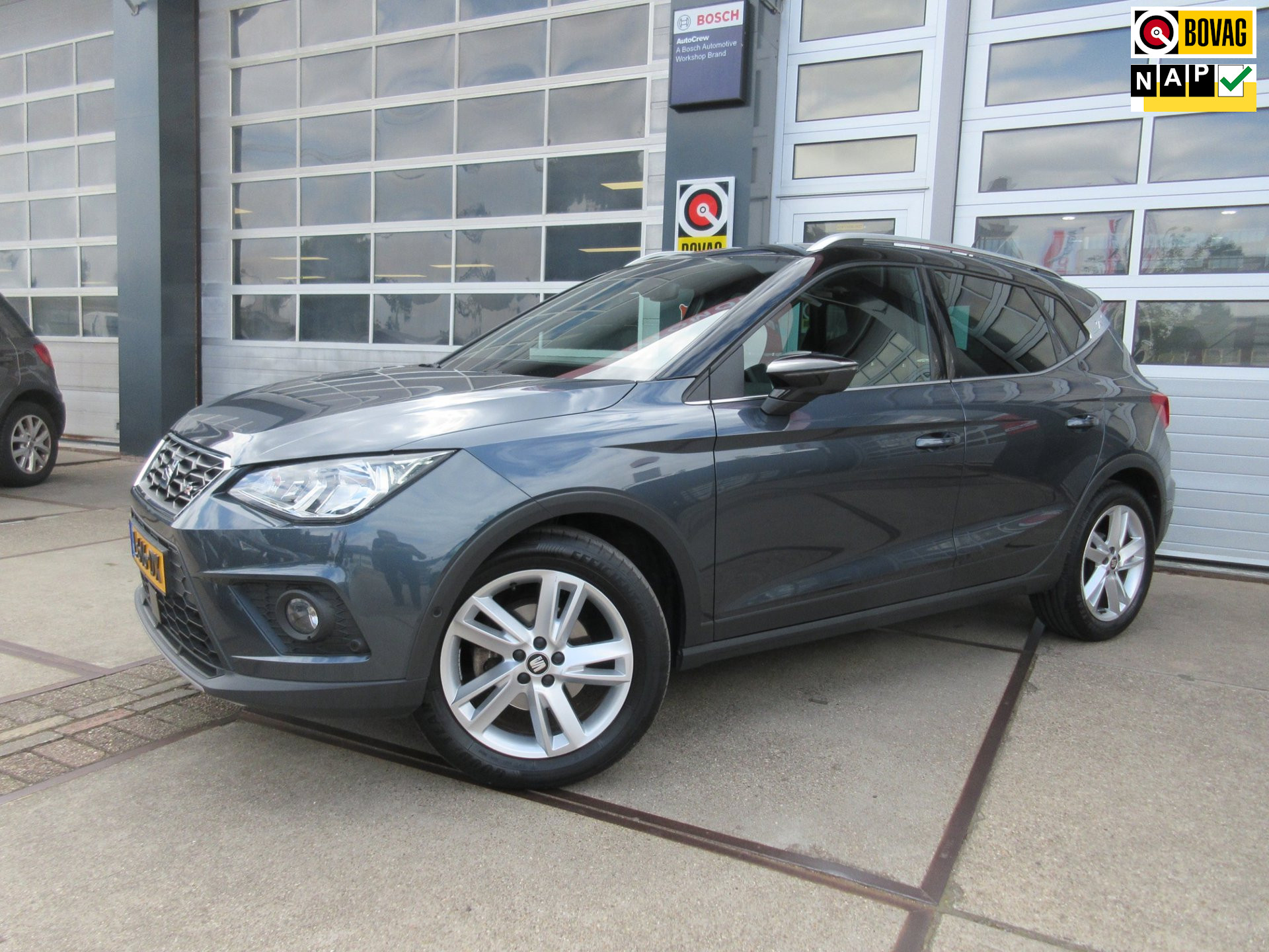 Seat Arona 1.0 TSI FR Business Intense / Trekhaak / Navi 2021 - voorkant