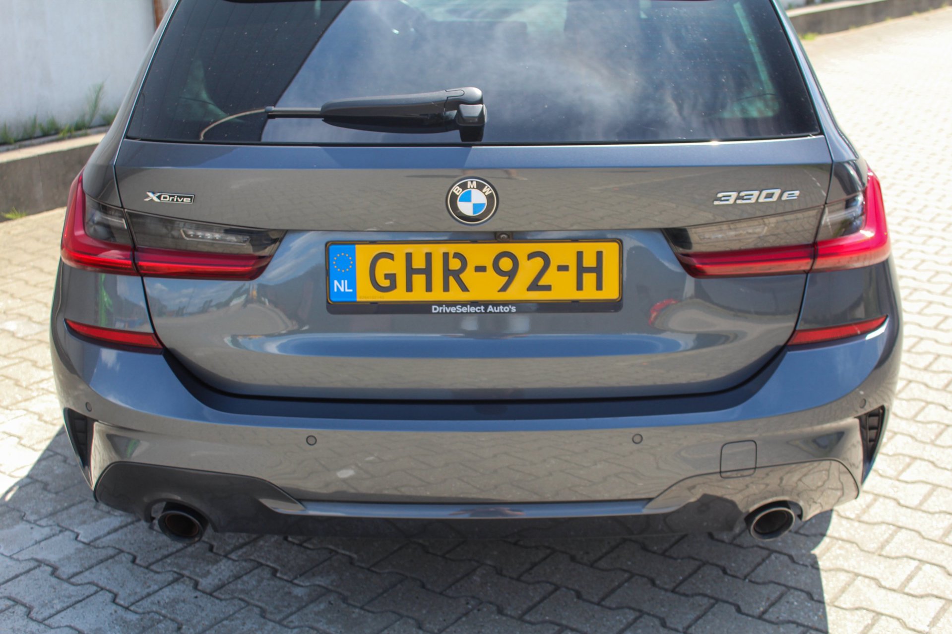 Foto van BMW 330e xDrive