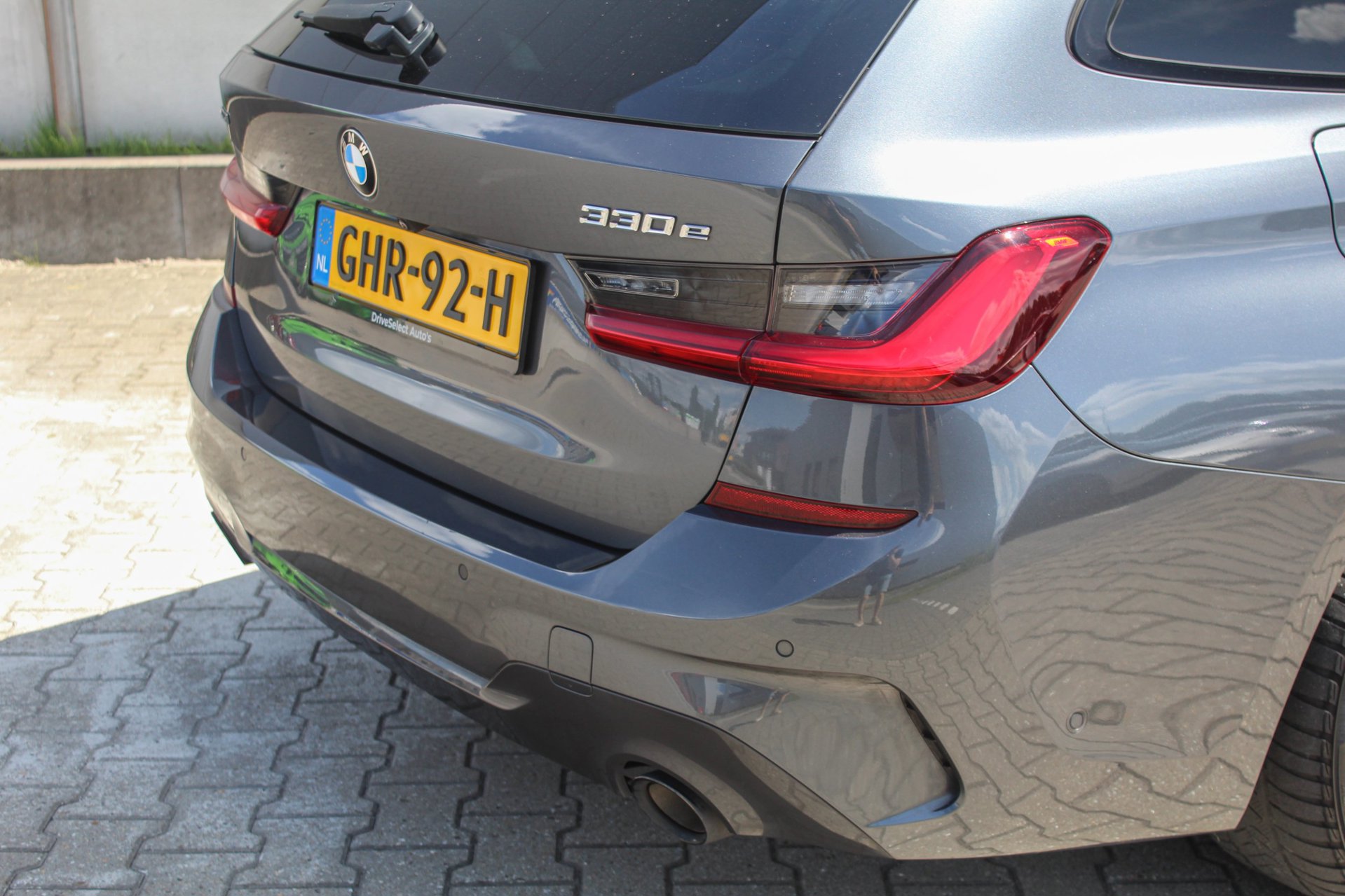 Foto van BMW 330e xDrive