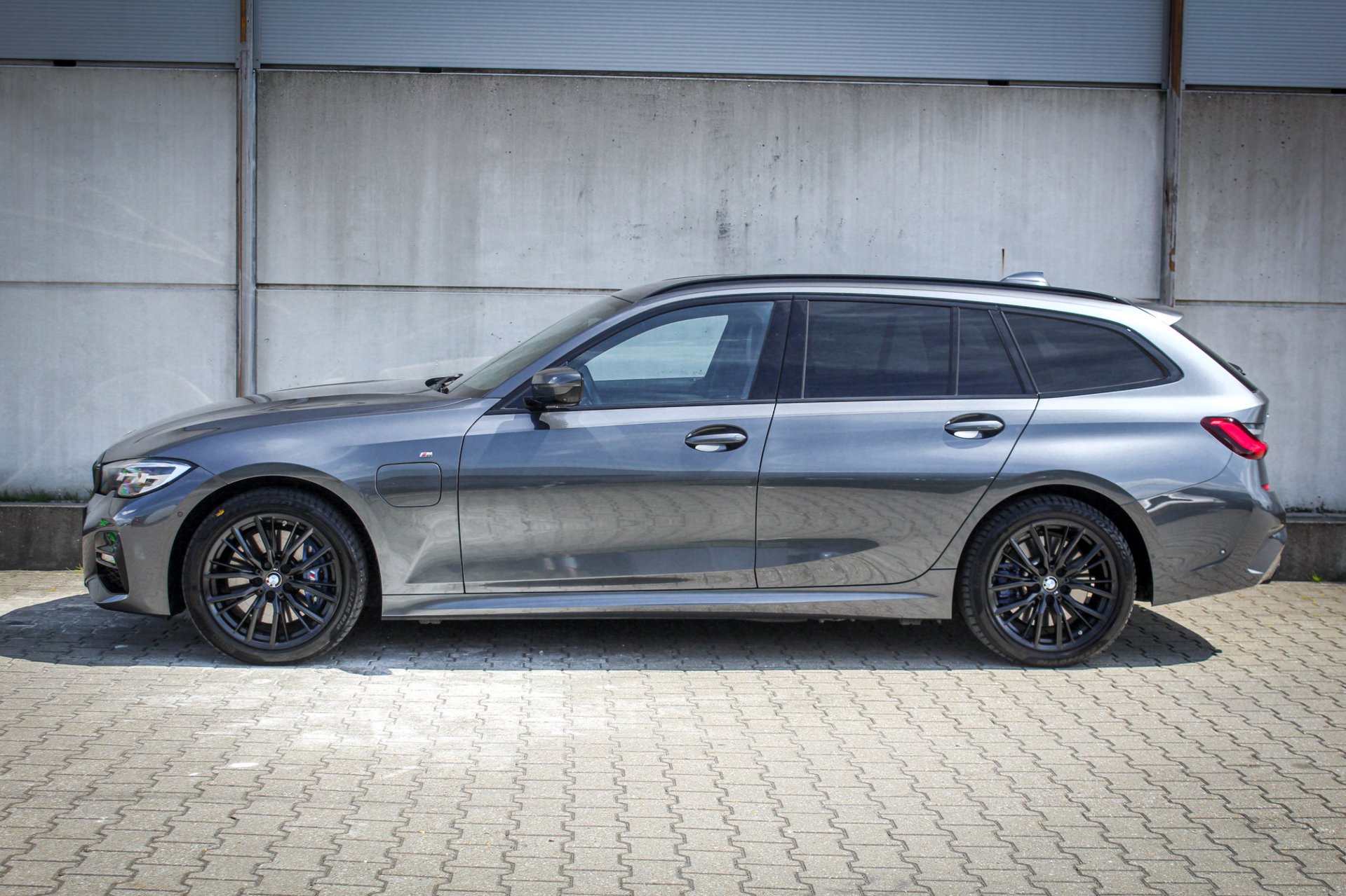 Foto van BMW 330e xDrive