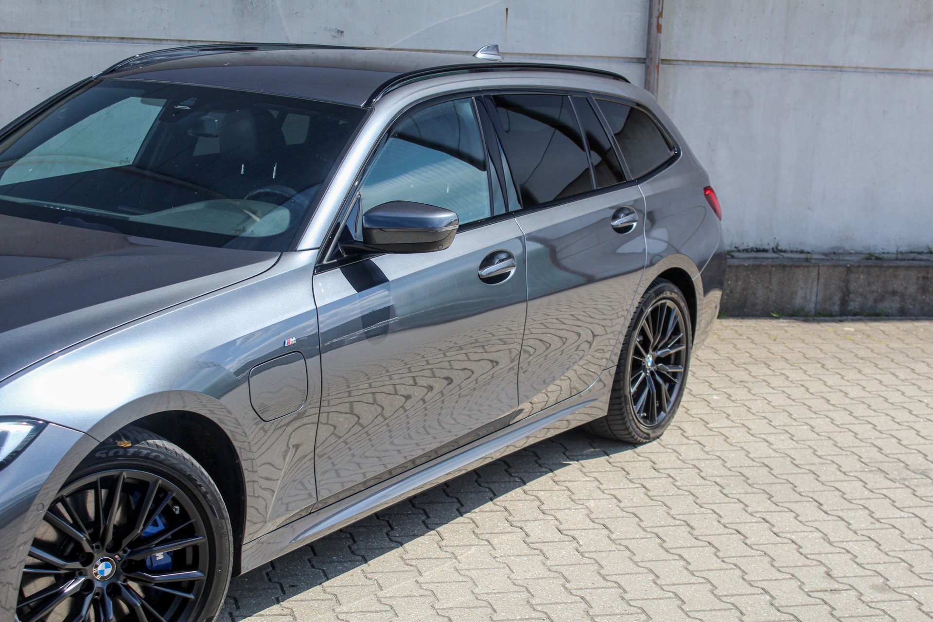 Foto van BMW 330e xDrive