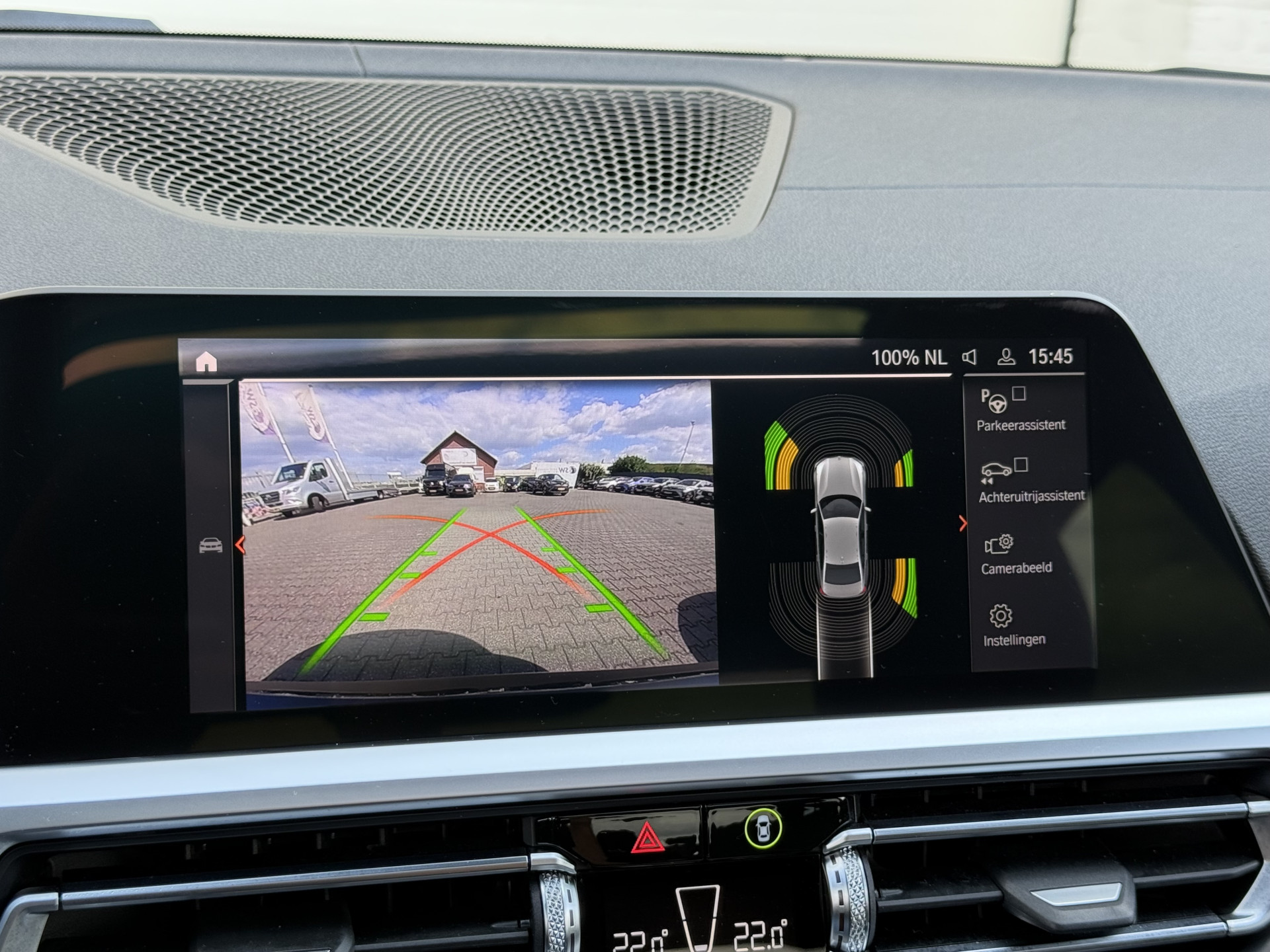 Foto van BMW 330i