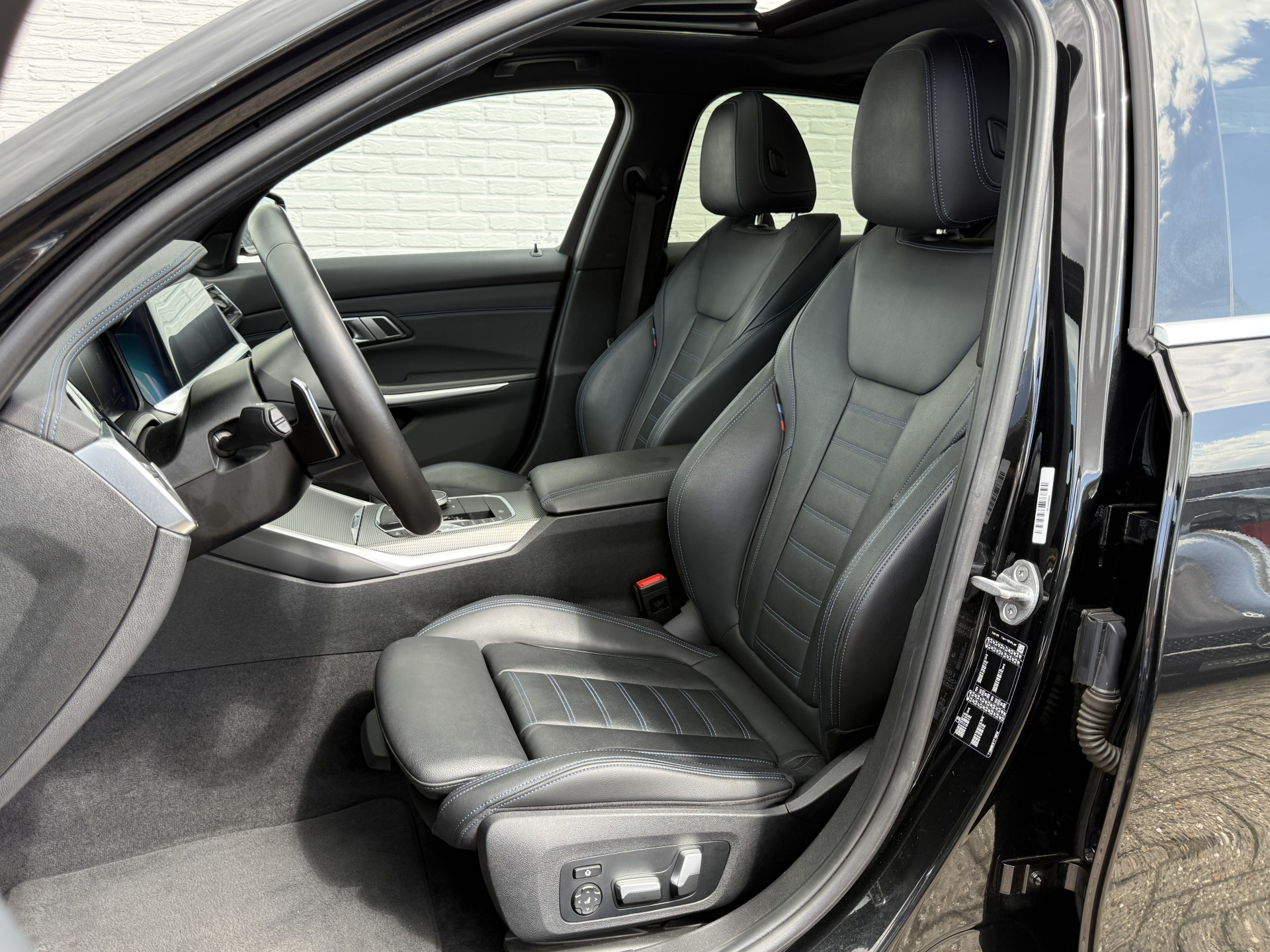 Foto van BMW 330i