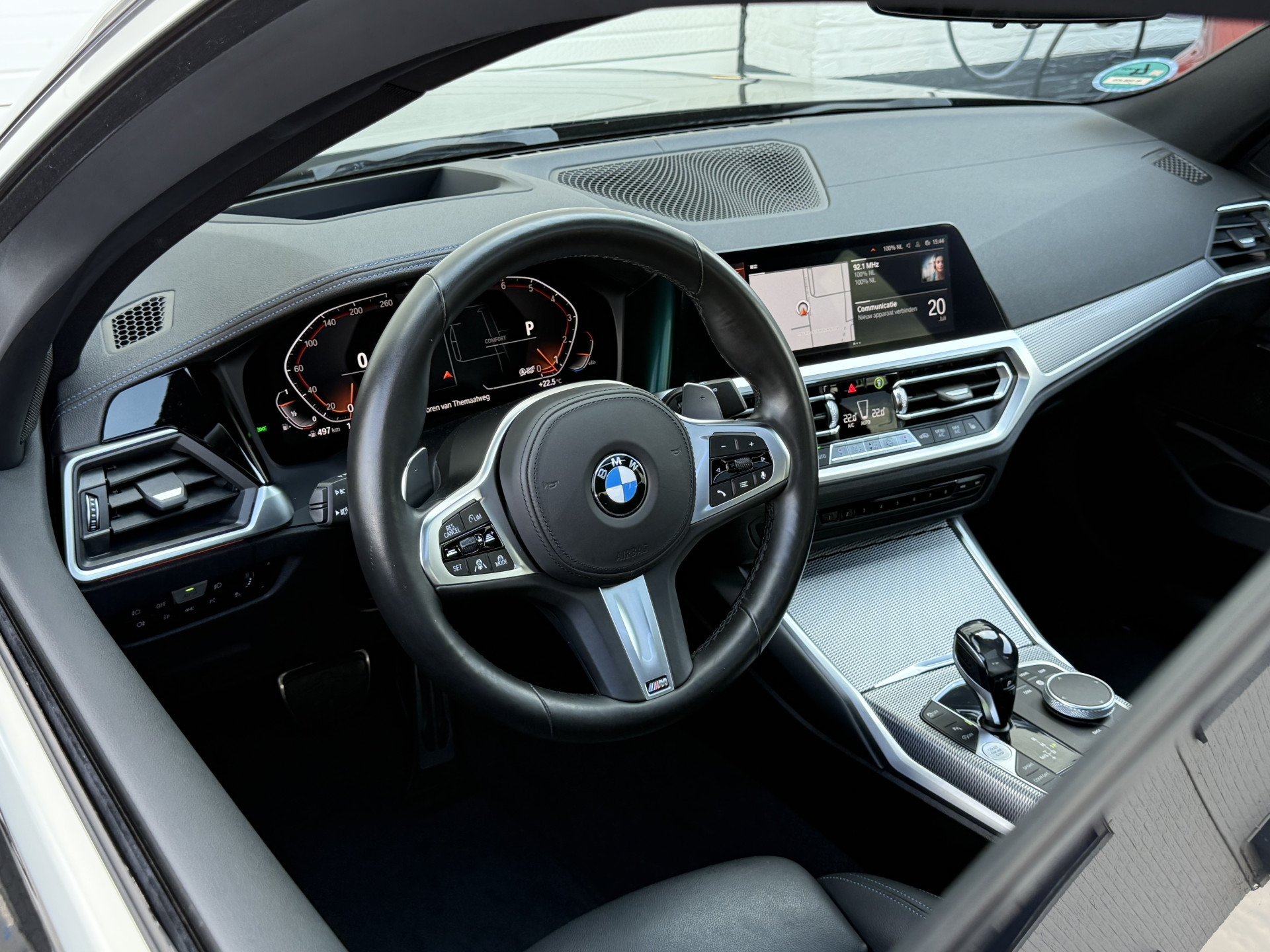 Foto van BMW 330i