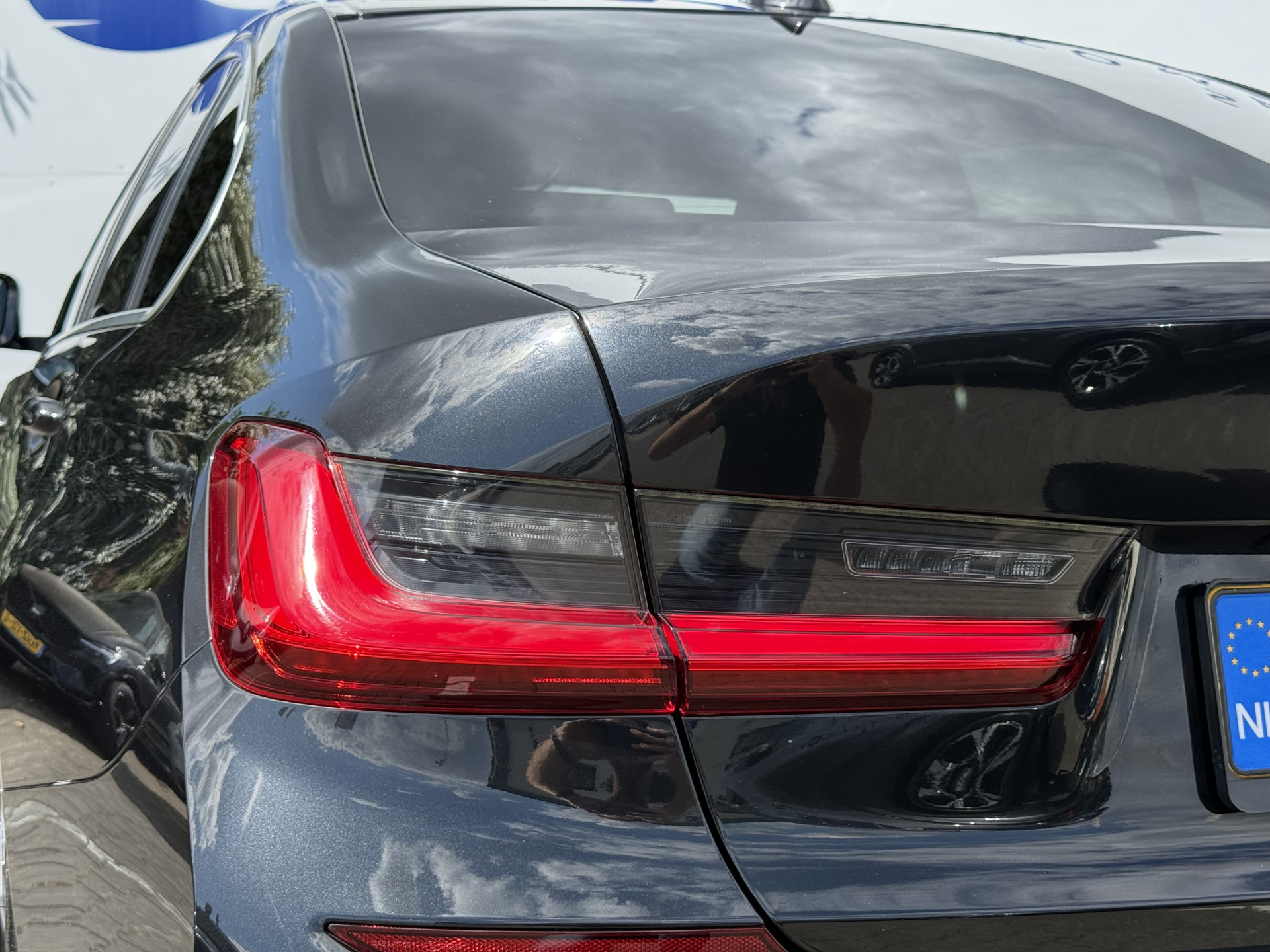 Foto van BMW 330i