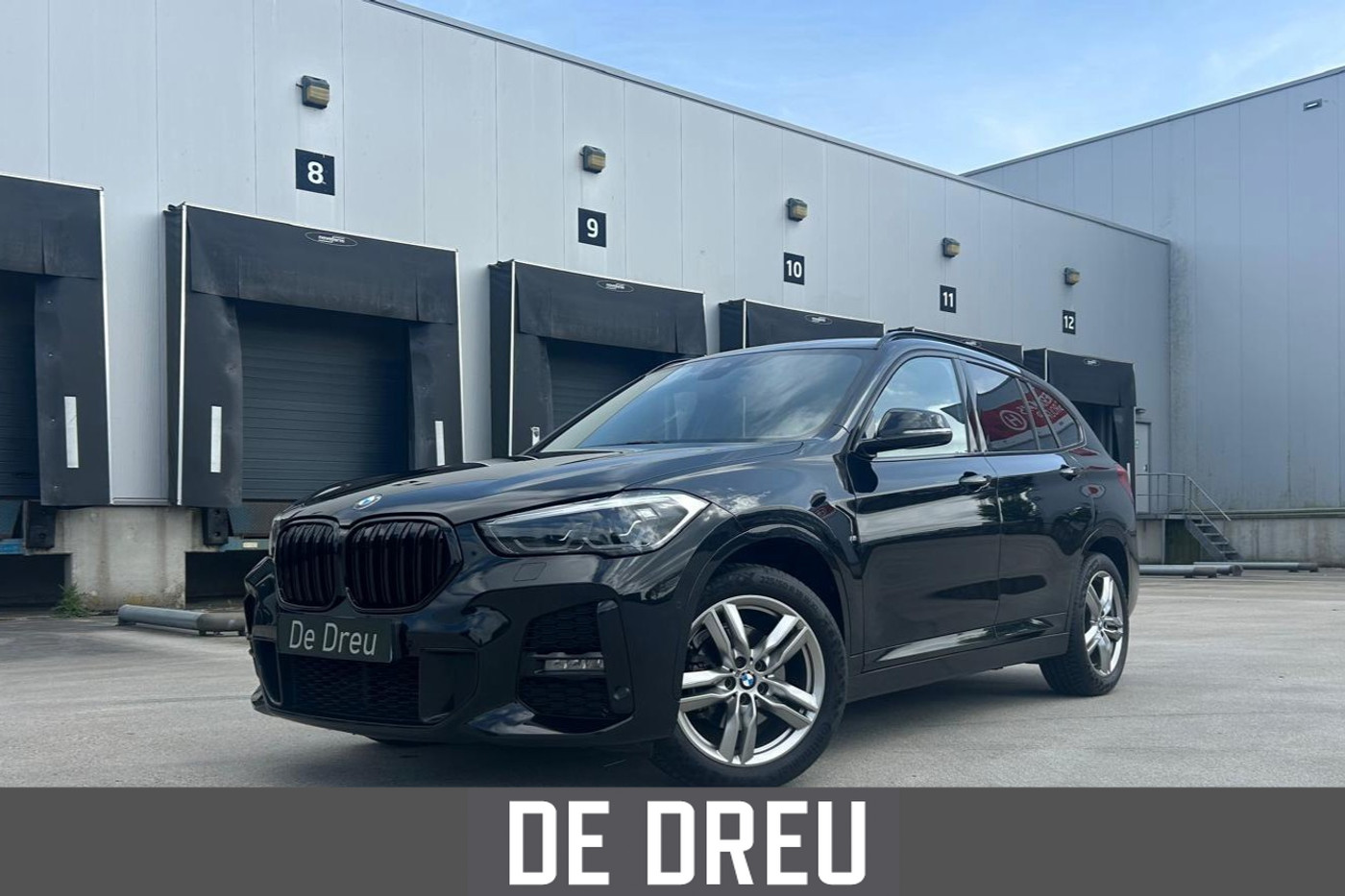 BMW X1 sDrive18i High Executive 2021 - voorkant