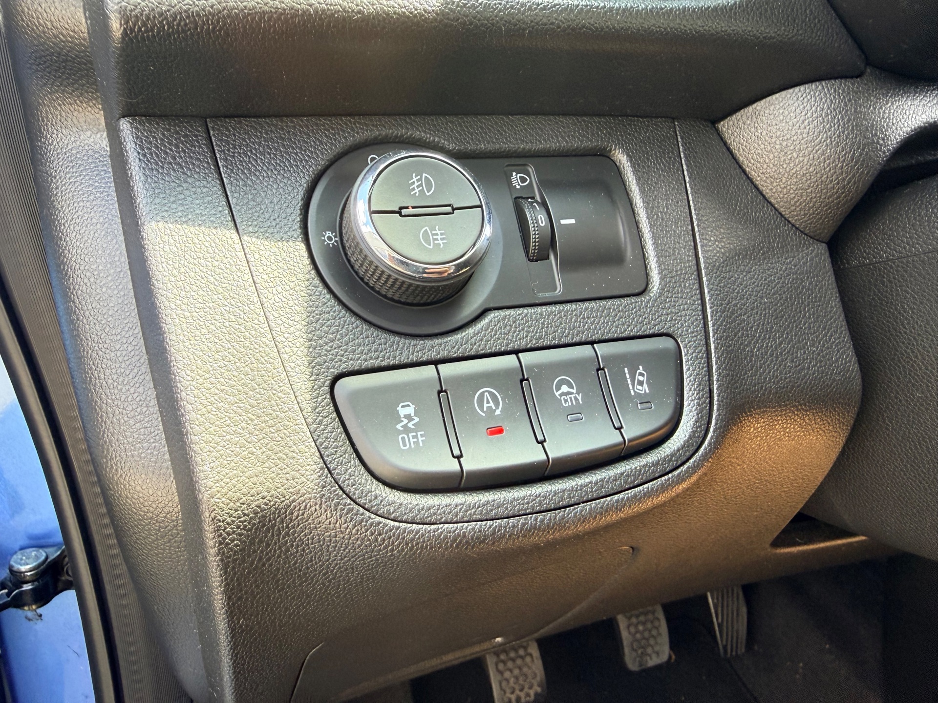 Foto van Opel Karl / Viva